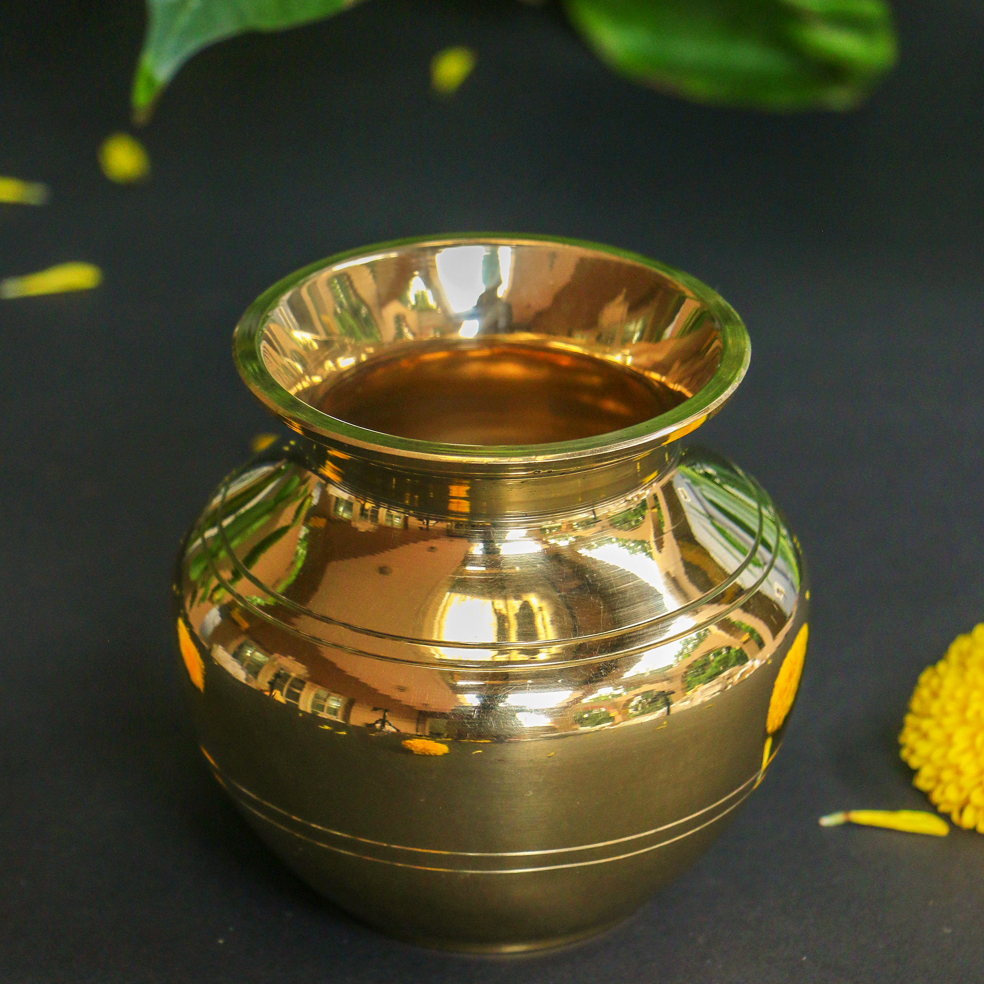 100 % Brass Special Kindi Traditional Lota Kalash for Pooja or Water Storage - Heavy Base