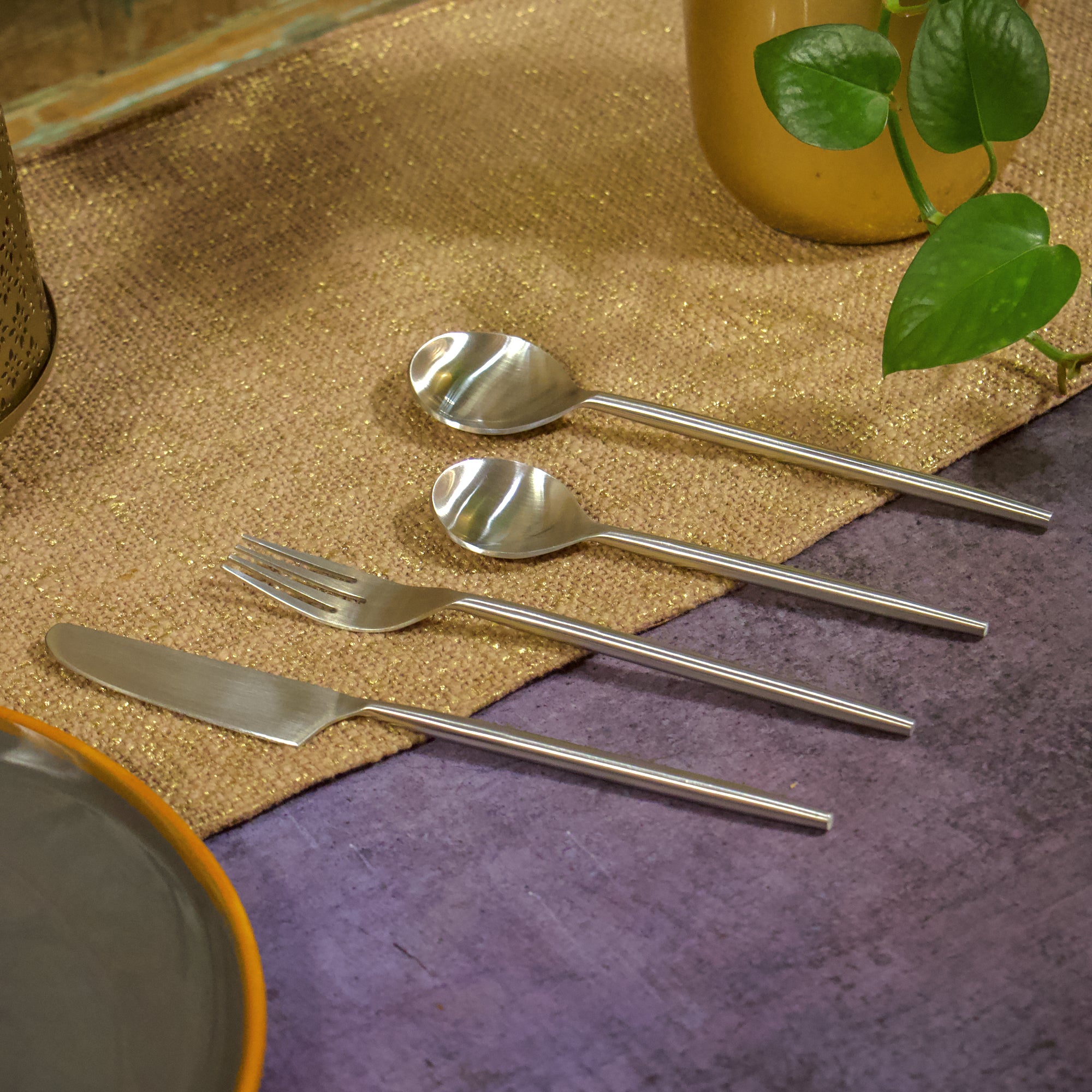 Handcrafted Heavy Steel Silver Cutlery Set of 4