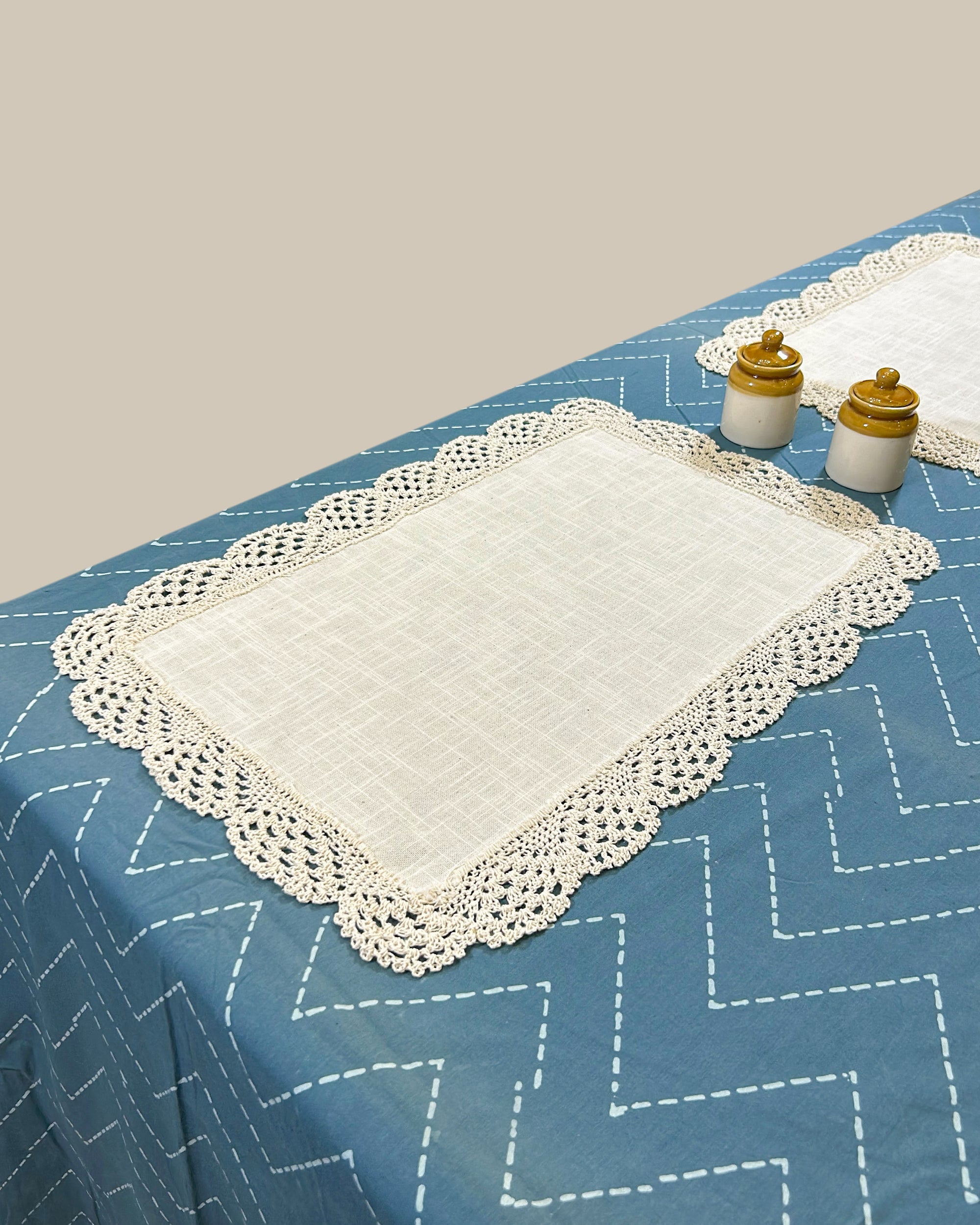 Hand Woven Crochet Table Mat Set of 4 pieces.