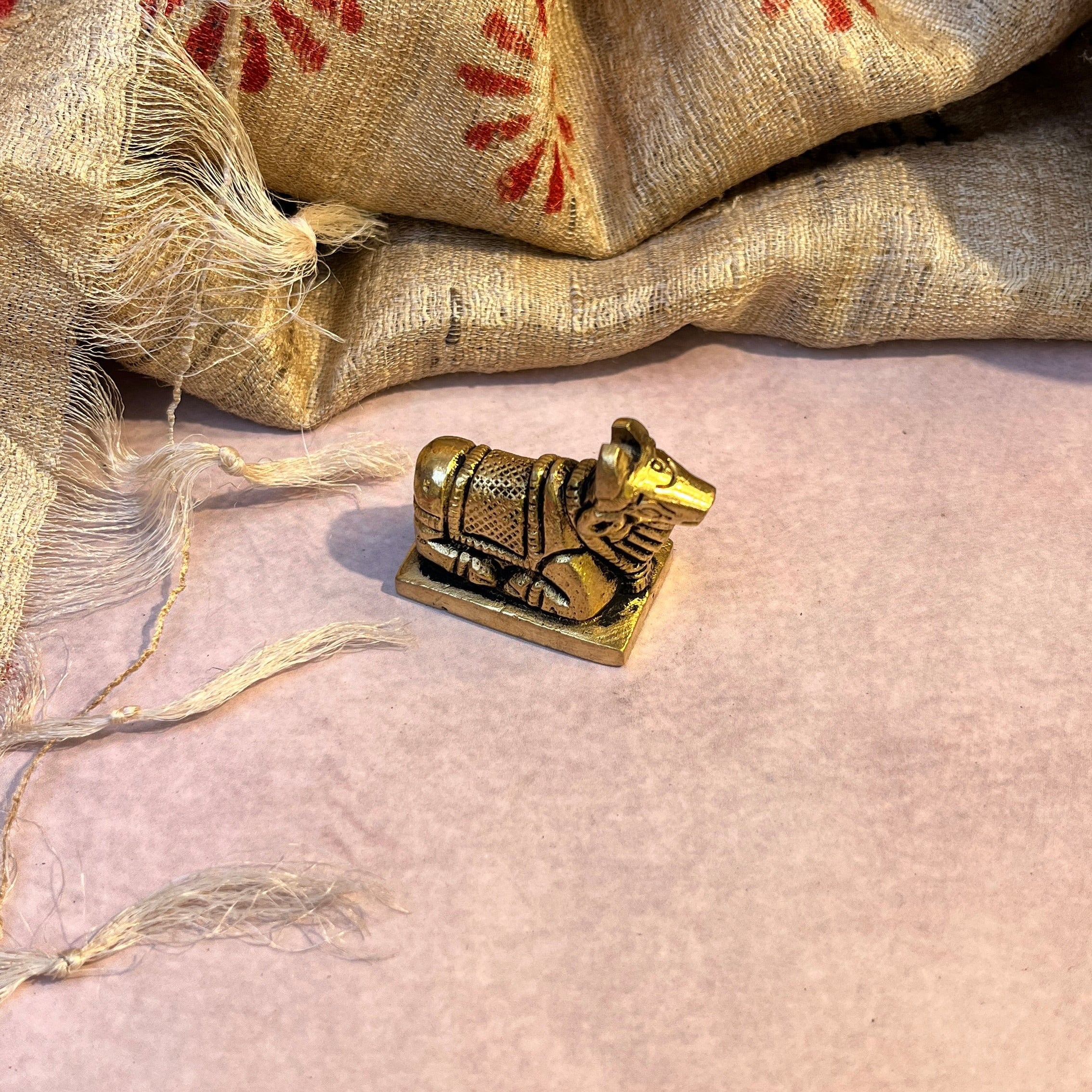 Ambi Pure Brass Nandi Statue with Lotus Engraving - 87 Grams