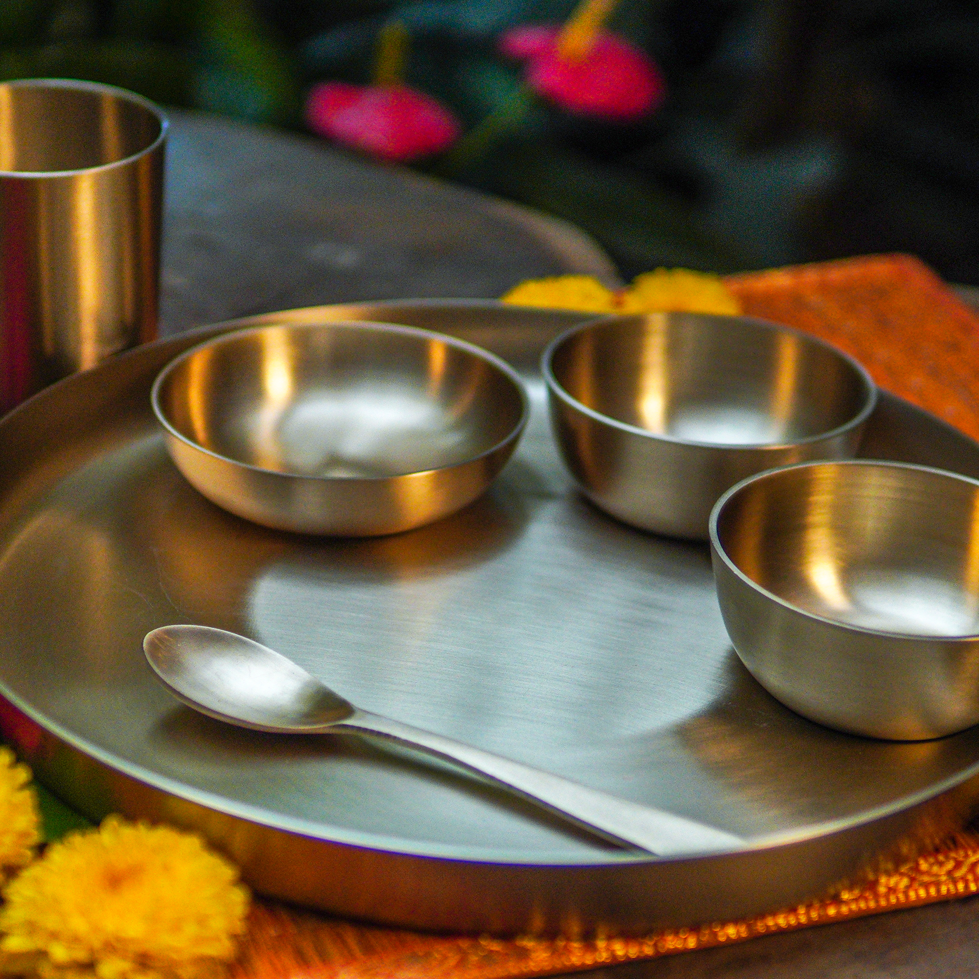 Pure Kansa Exquisite Thali Set  - 6 Pieces