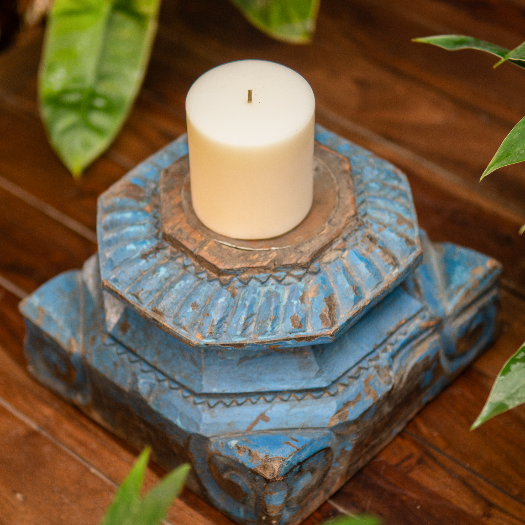 Graceful Wooden Floor Candle Base in Blue