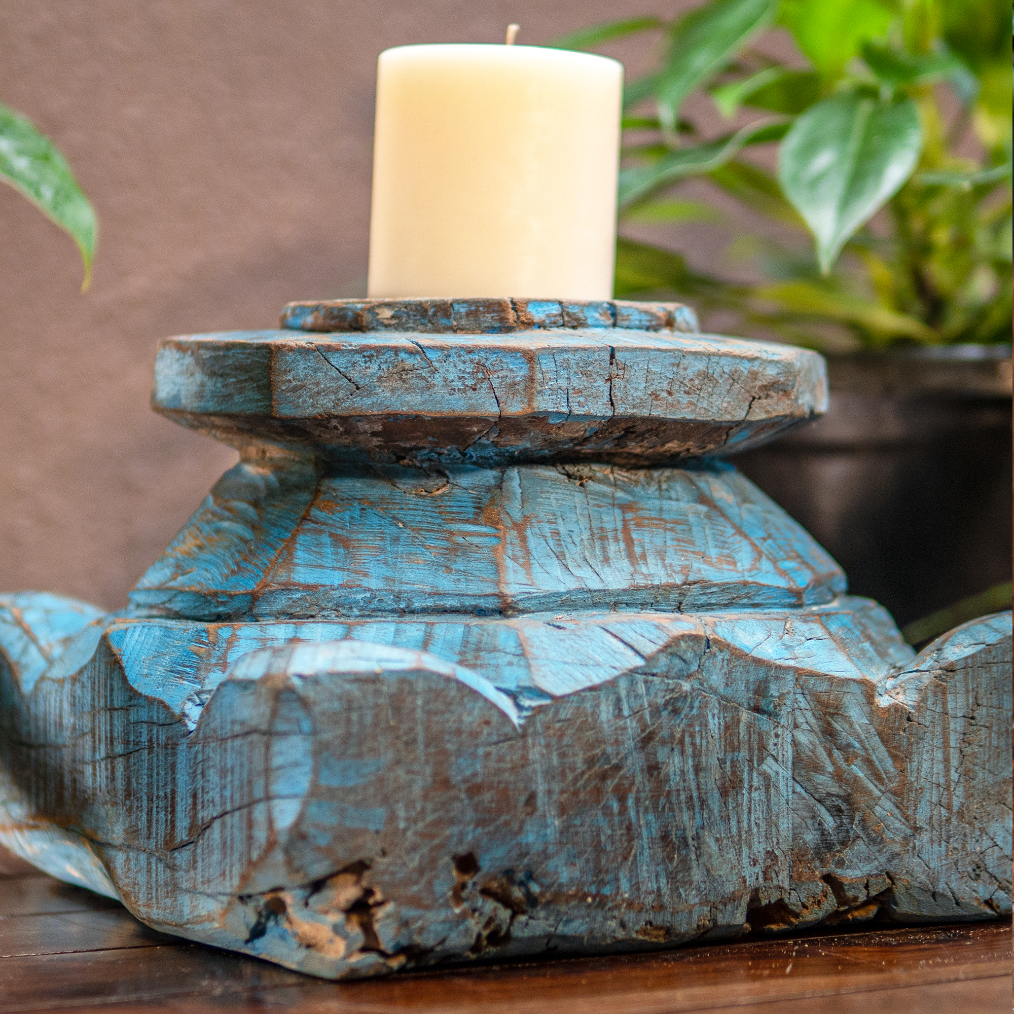 Cyan Vintage Handcrafted Bracket Candle Holder