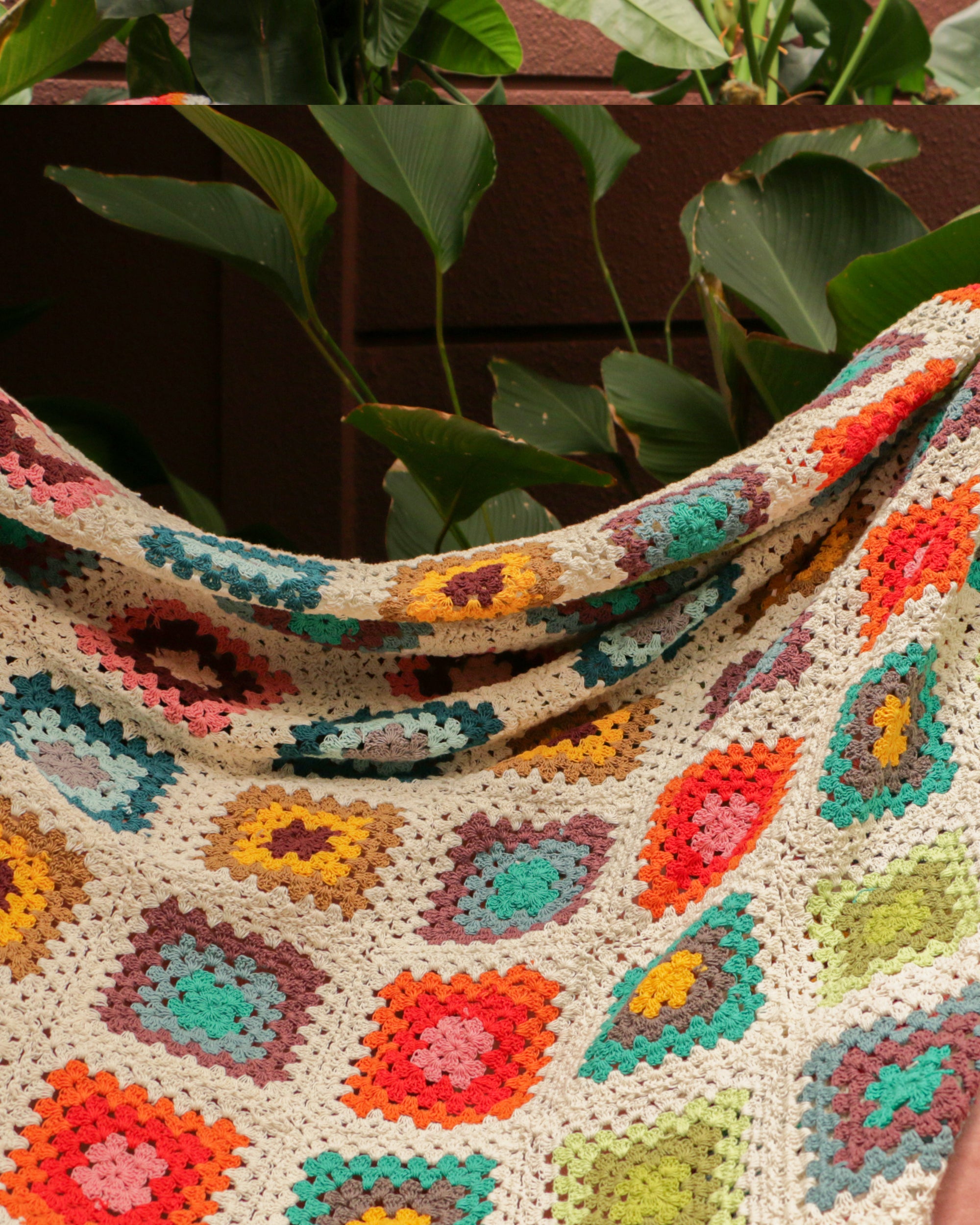 Multicoloured Crochet Hand Embroidered Throw with 2 cushion covers