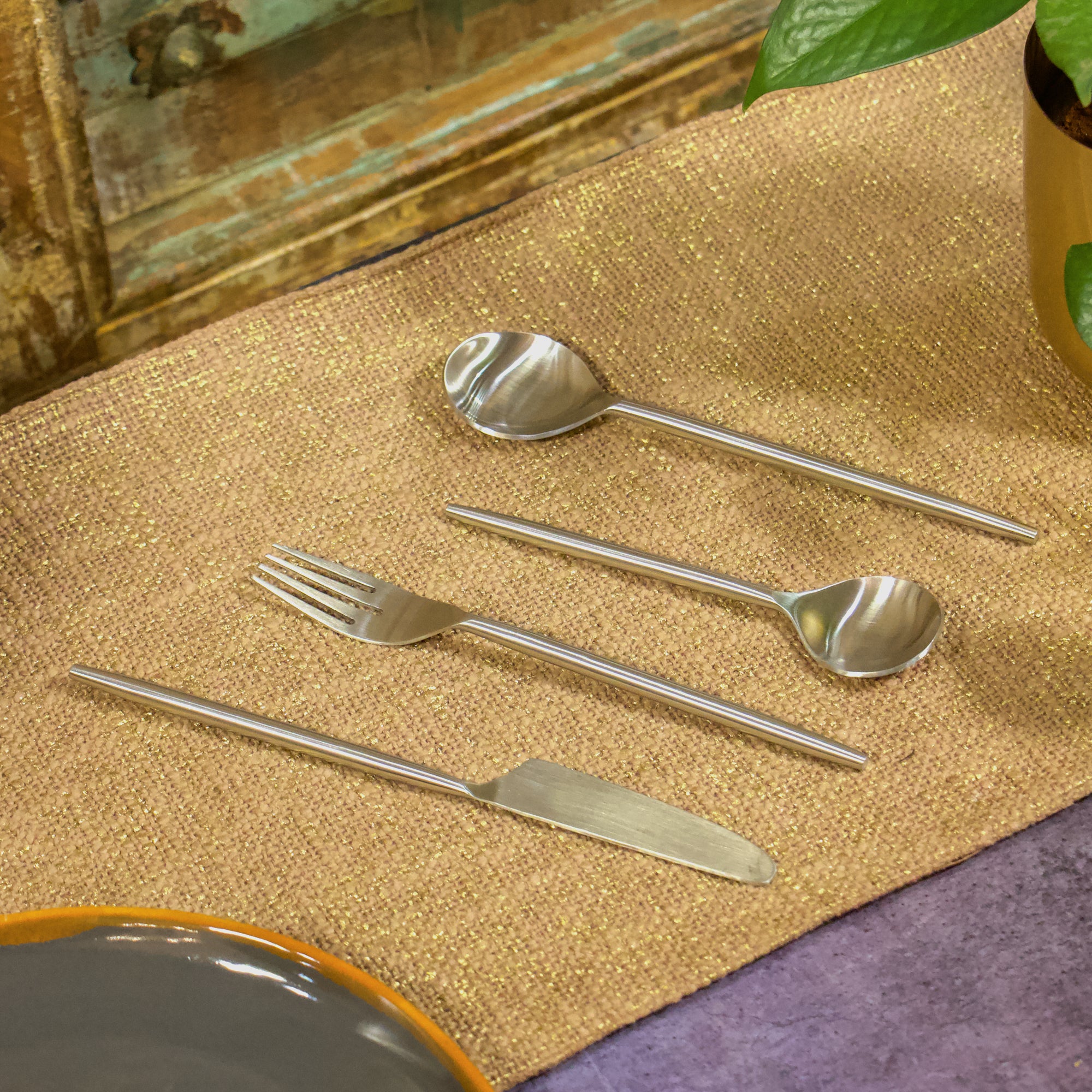 Handcrafted Heavy Steel Silver Cutlery Set of 4