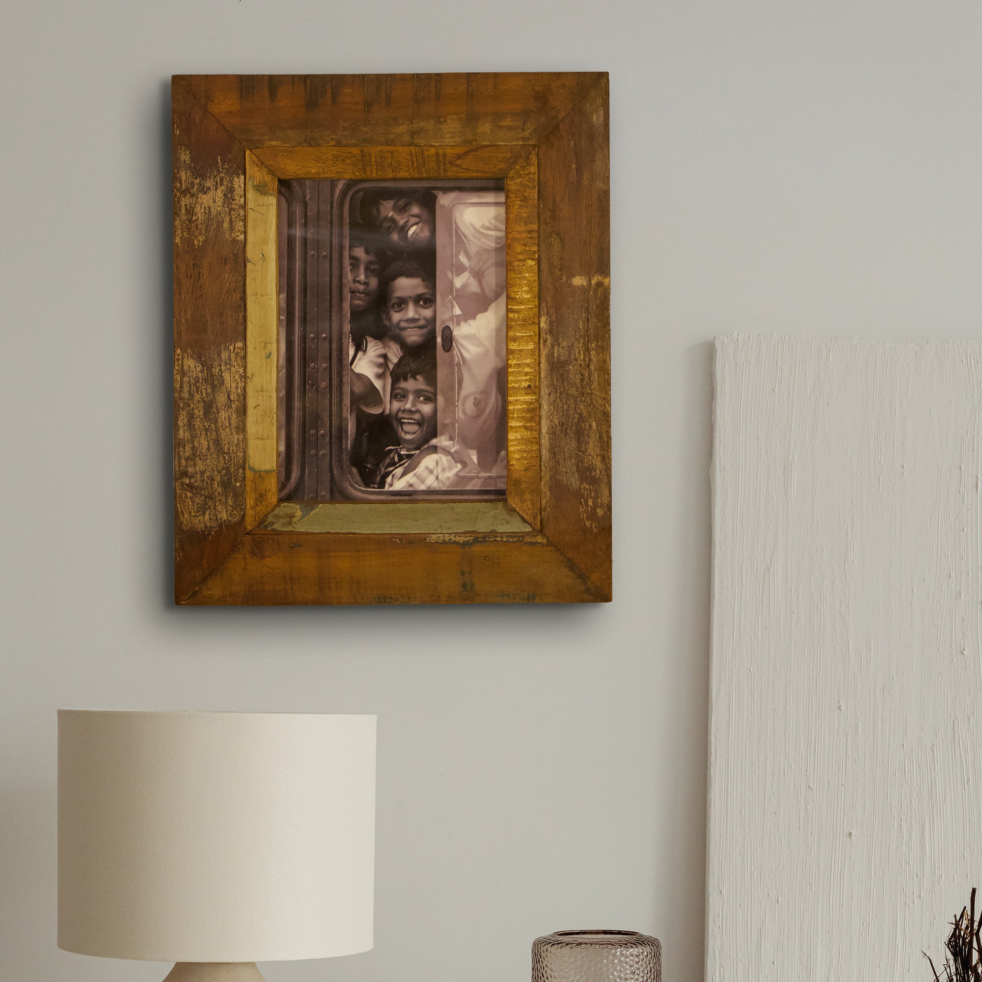 2025 Collection - Vintage Wooden Photo Frame - 13 X 11 inches