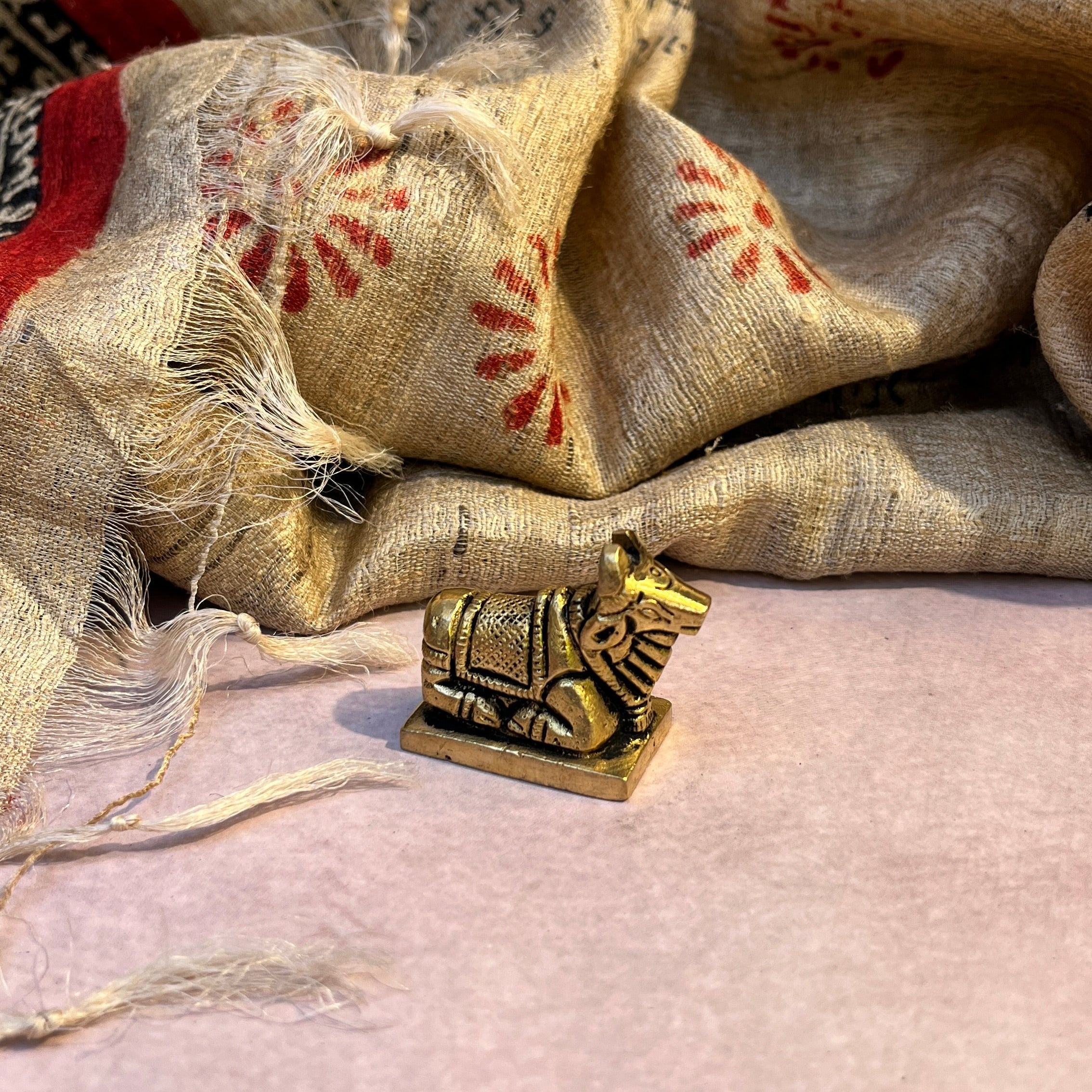 Ambi Pure Brass Nandi Statue with Lotus Engraving - 87 Grams