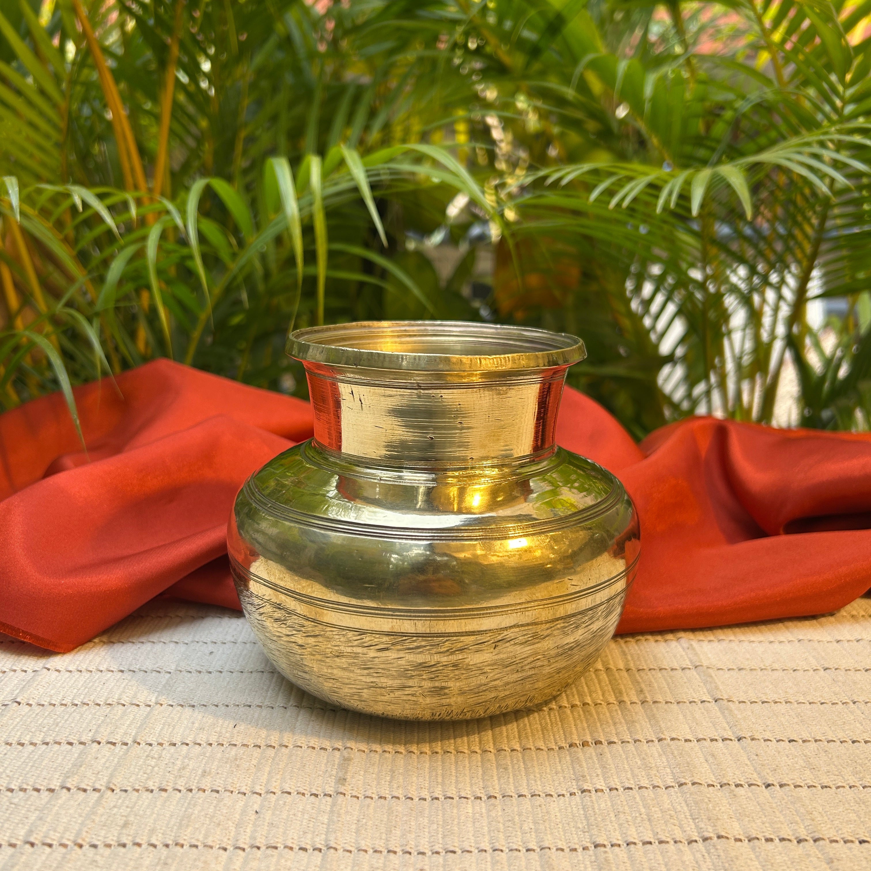 Hand Crafted Vintage Decorative Pure Brass Water Pot