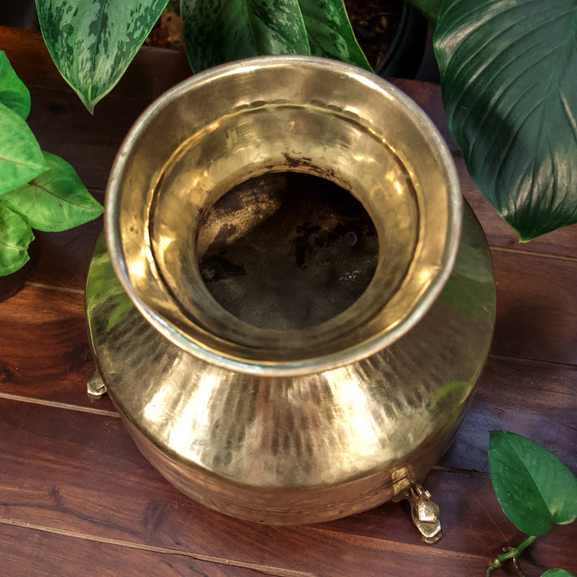 Vintage Brass Big Water Pot (Mataka) on Legs