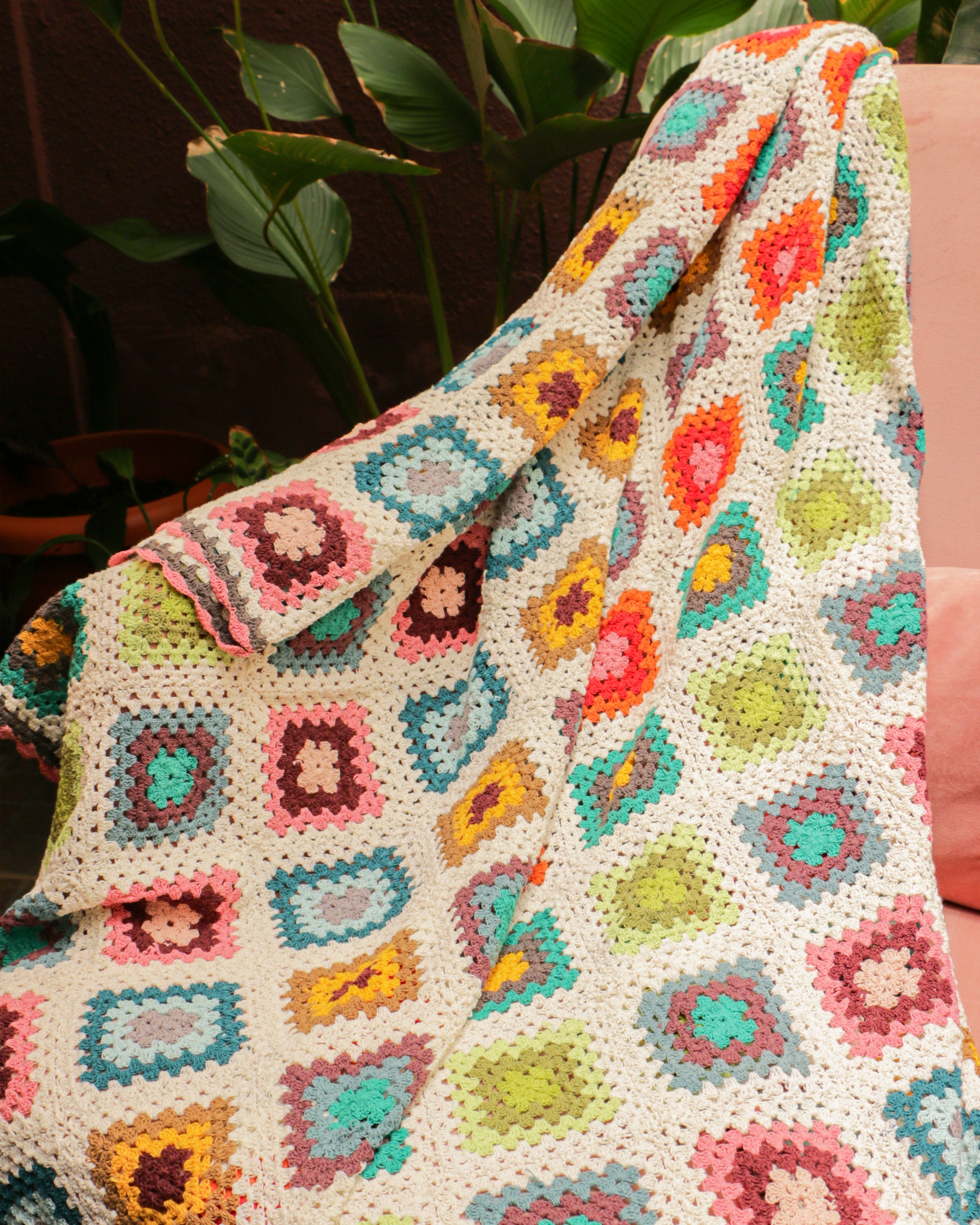 Multicoloured Crochet Hand Embroidered Throw with 2 cushion covers