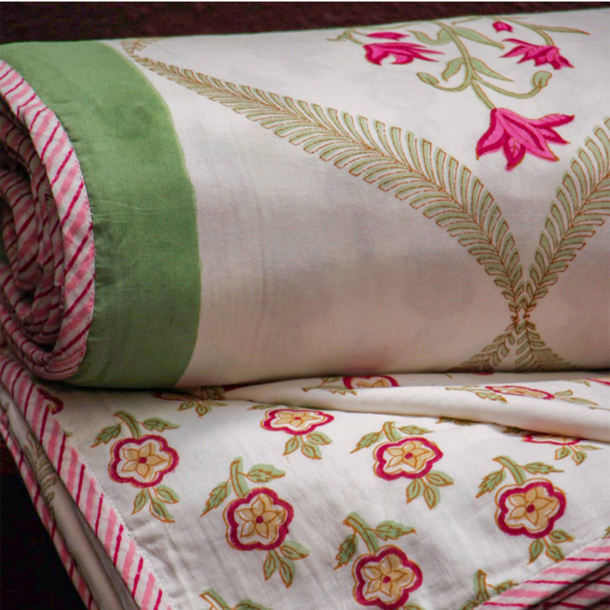 Jaipuri Pink Floral Mulmul Triple Layer Reversible Dohar (Double Bed) - 90X108 Inches