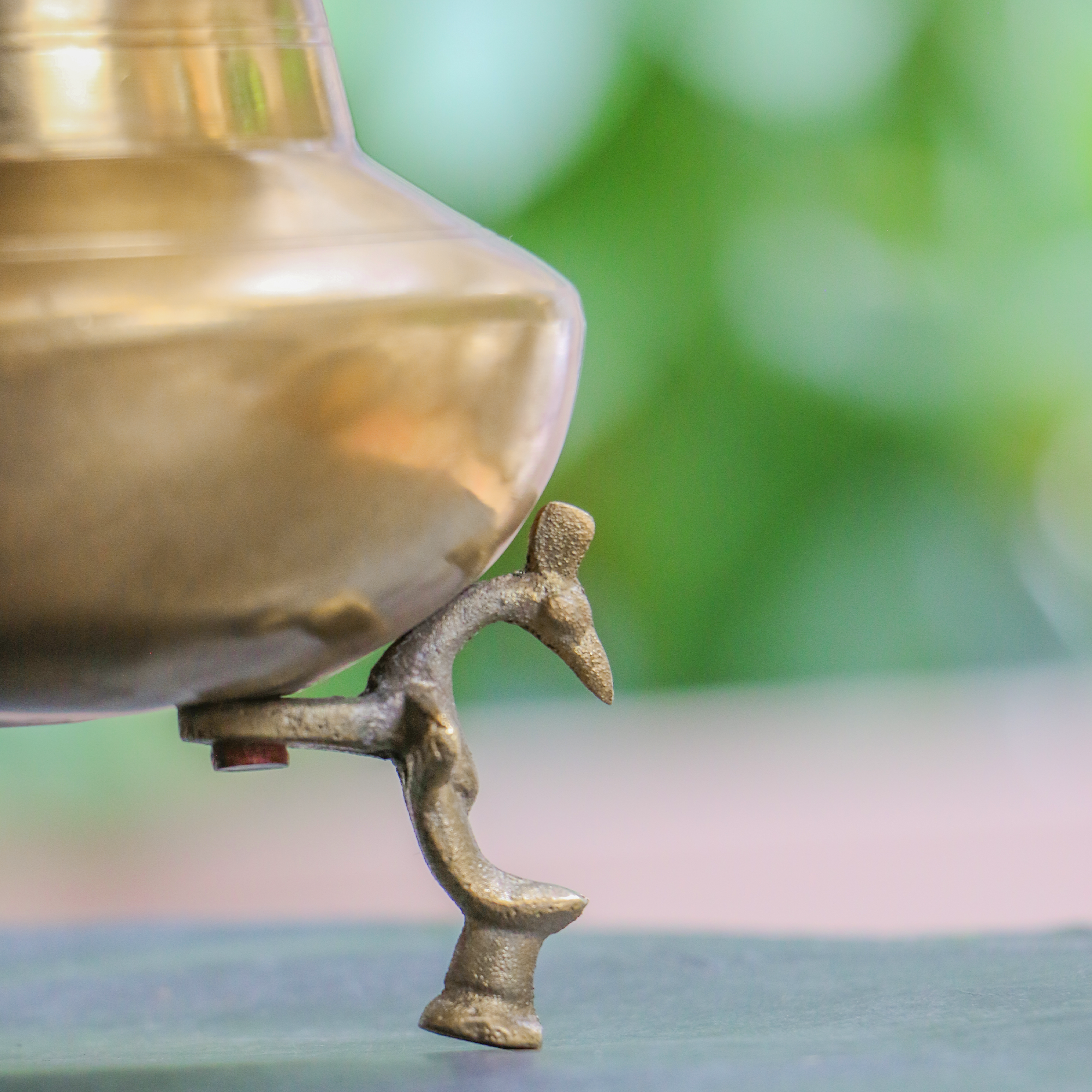 Ambi Vintage Brass Lota on Legs - A Masterpiece for your Mantle