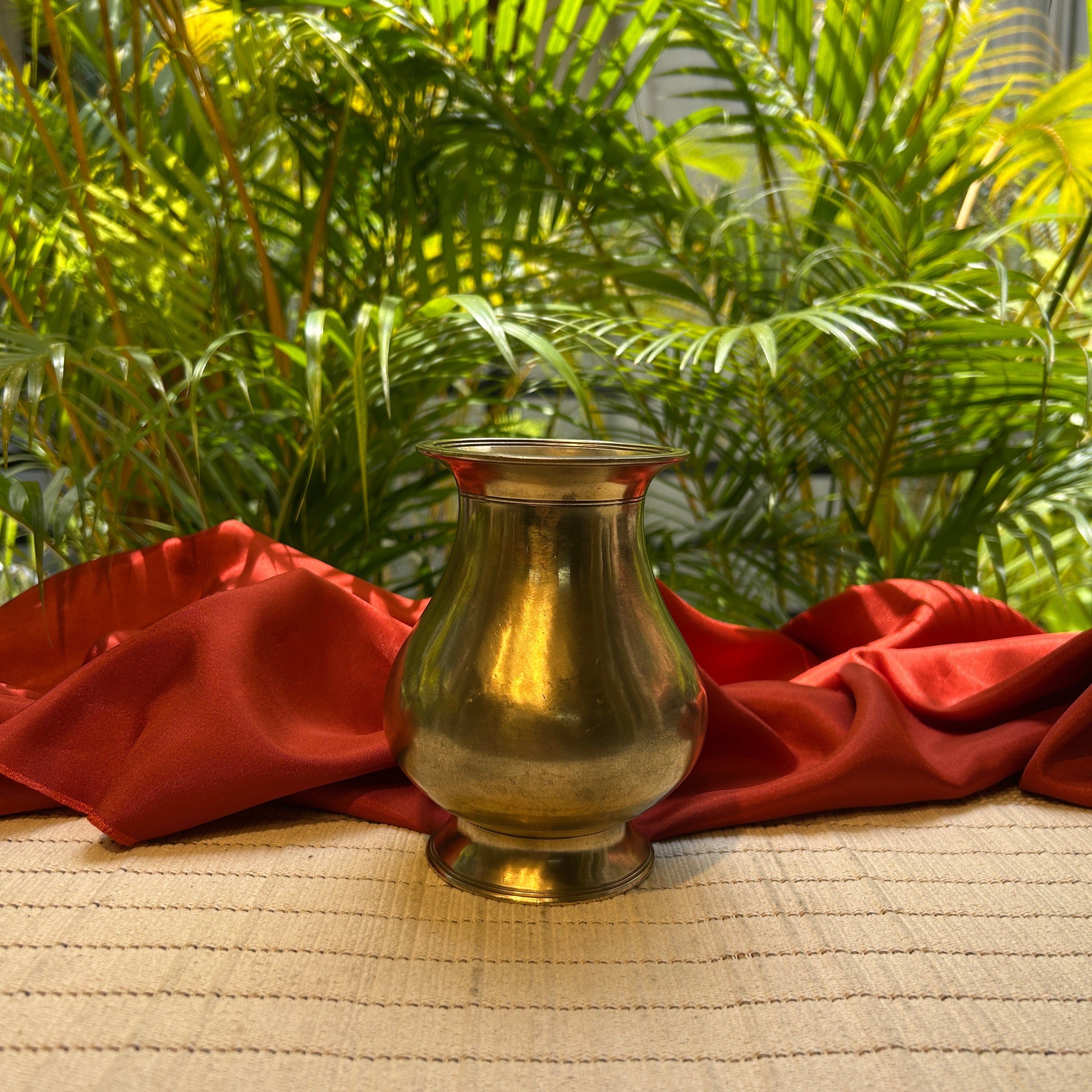 Ambi Vintage Pure Brass Vase Water Pot Small