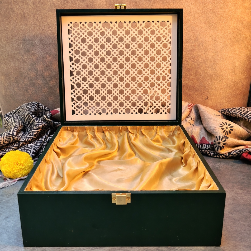 AMBI Emerald Green Noor Jaali Wooden Gift Box – A Timeless Gifting Essential