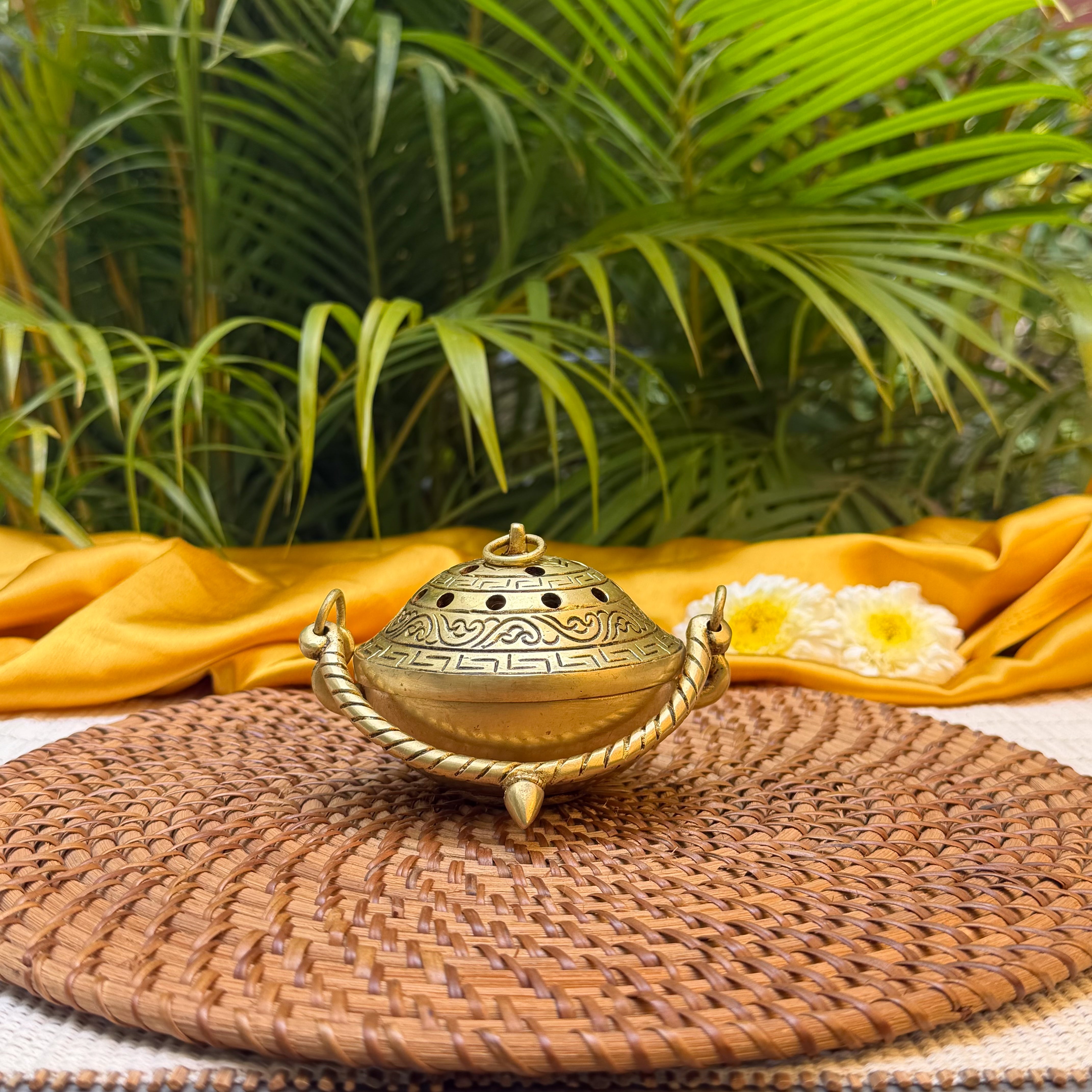 Ambi Brass Dhuni with Handle | Traditional Dhoop Dani with Perforated Lid | Decorative Brass Incense Burner for Pooja, Havan & Home Fragrance