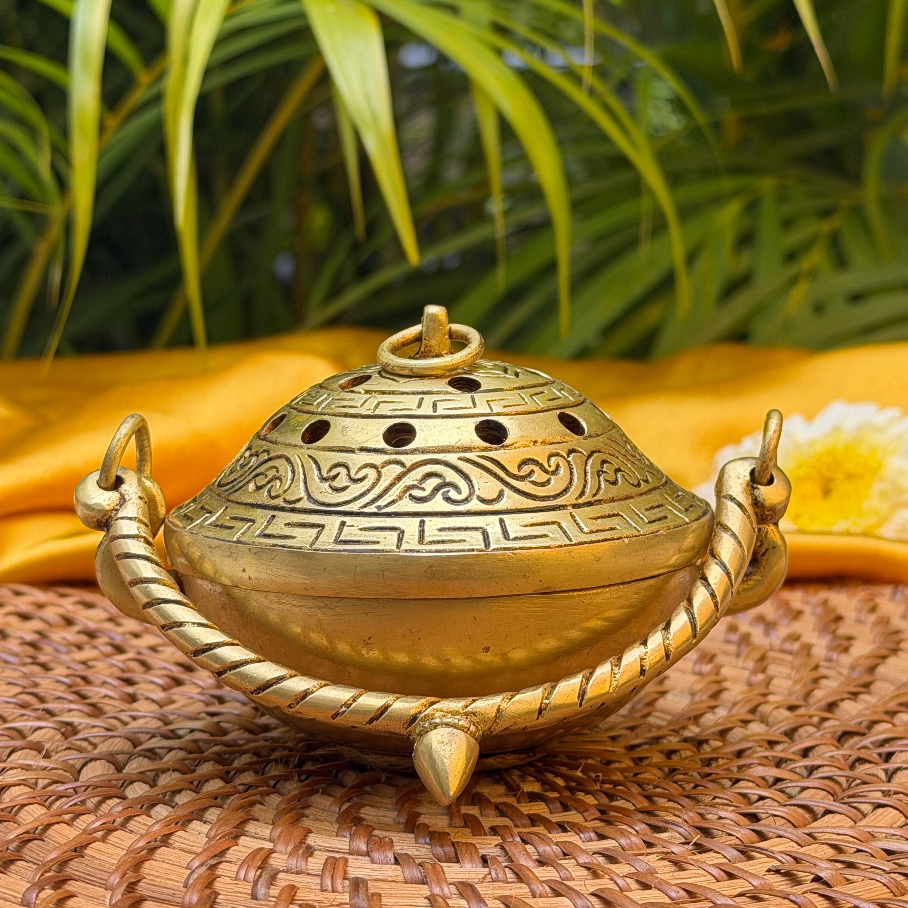 Ambi Brass Dhuni with Handle | Traditional Dhoop Dani with Perforated Lid | Decorative Brass Incense Burner for Pooja, Havan & Home Fragrance
