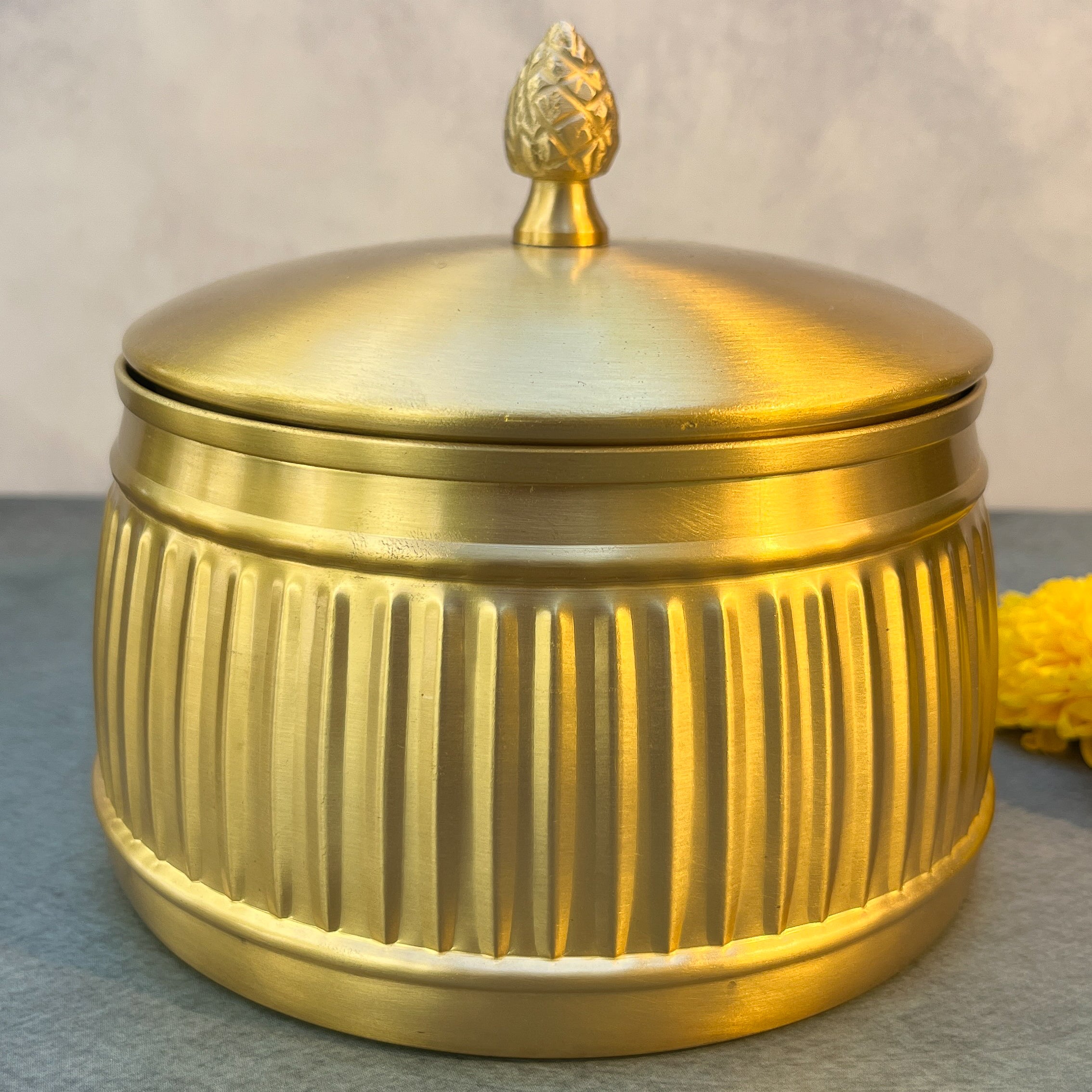 AMBI Heritage Ribbed Brass Box with Pinecone Lid Large Size