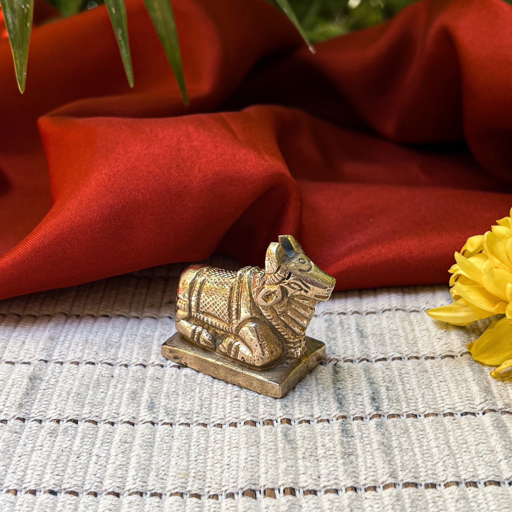 Ambi Pure Brass Nandi Statue with Lotus Engraving - 87 Grams
