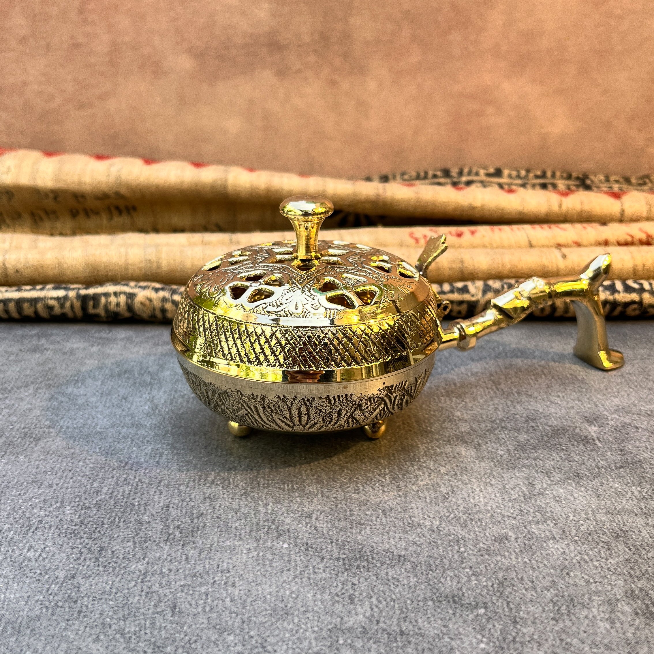 Ambi Regal Bloom Pure Brass Incense Burner (Dhoop Dani) / Dhuni with Handle