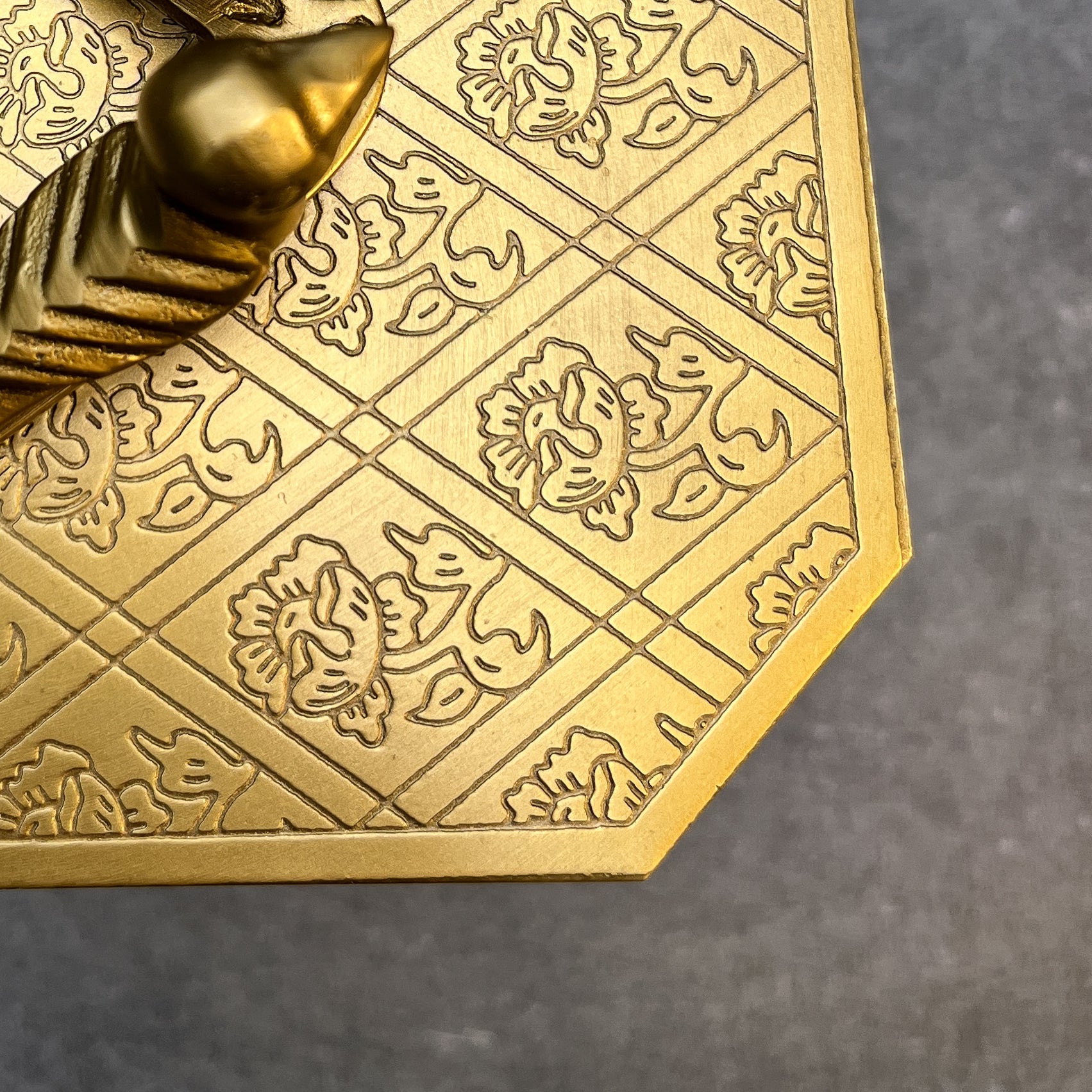 Ambi Pure Brass Heritage Birds Decorative Storage Box