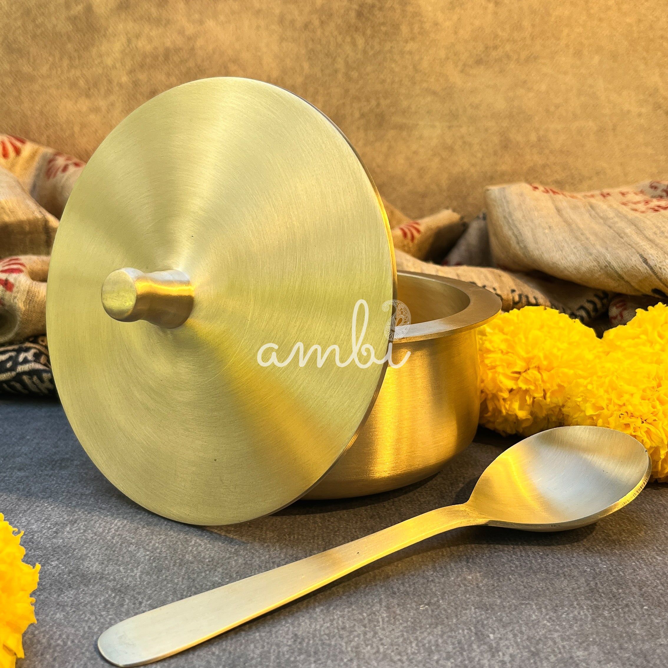 Ambi 100% Pure Lead-Free Kansa Serving Handi with Dome Lid & Serving Spoon –  Small Size