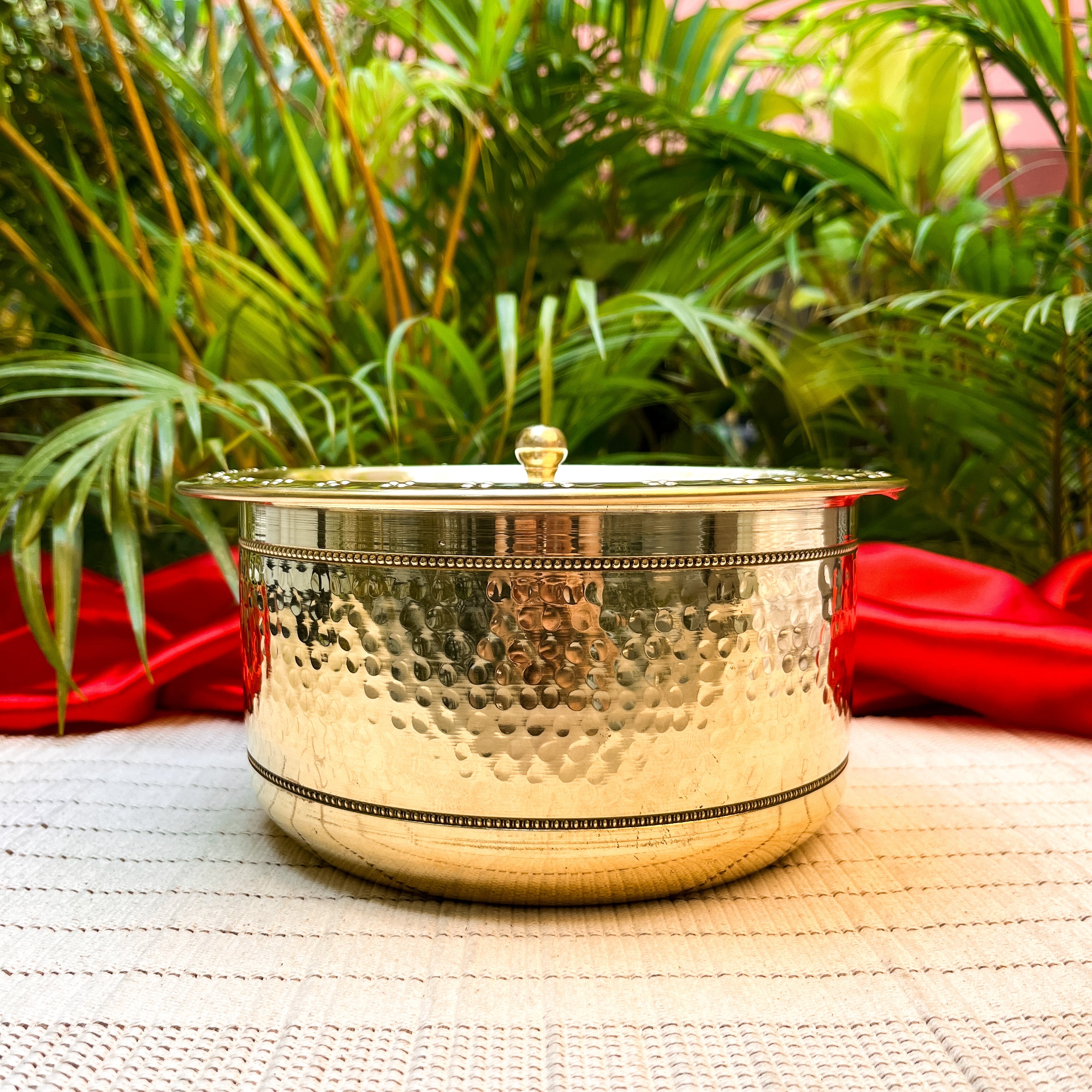 Ambi Home Pure Brass Medium Hammered Milk Boiling Pateela with Lid | 1.5L Traditional Indian Cooking Pot