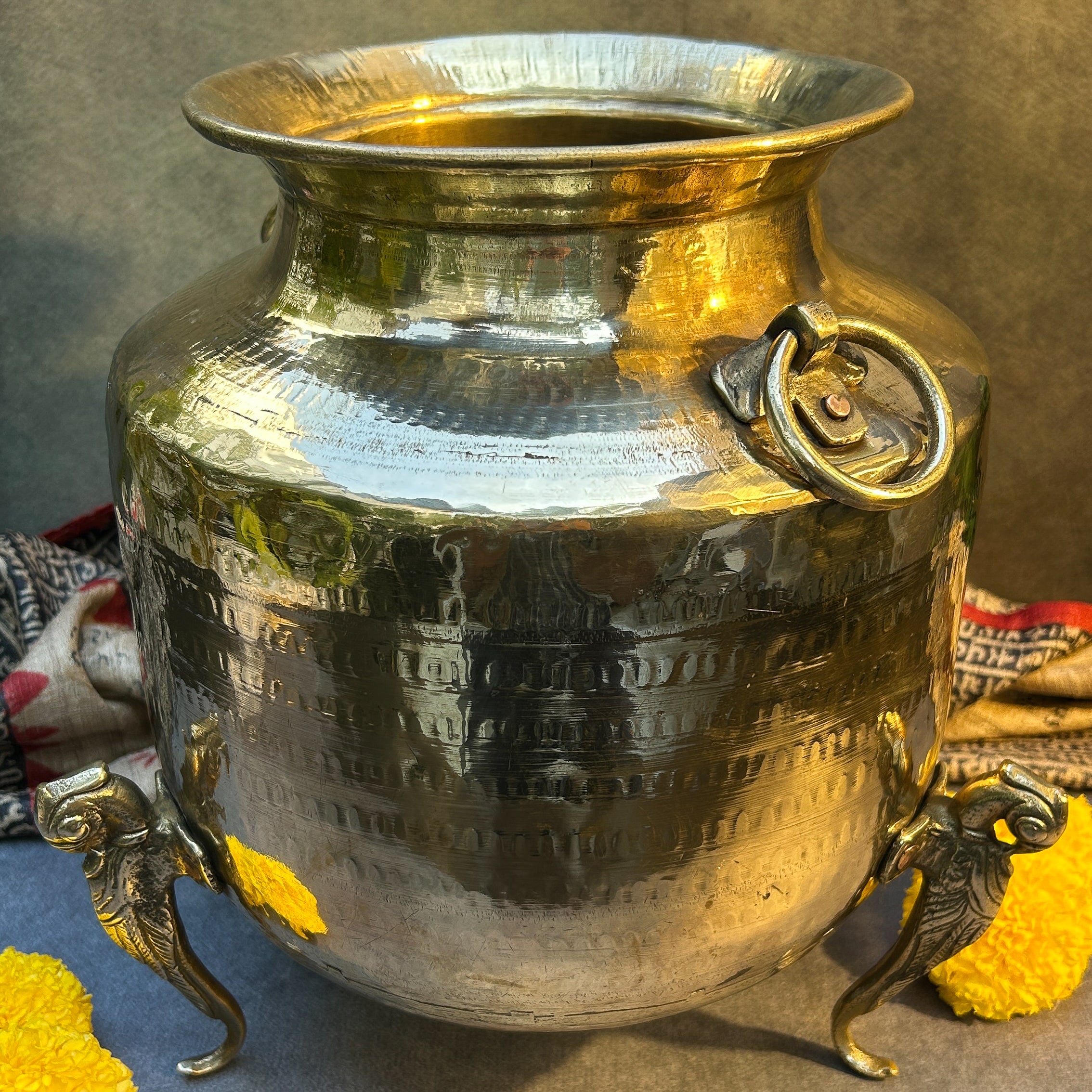 Hand Crafted Vintage Decorative Brass Rare Water Pot - Planter / Vase with legs - Heavy & Large