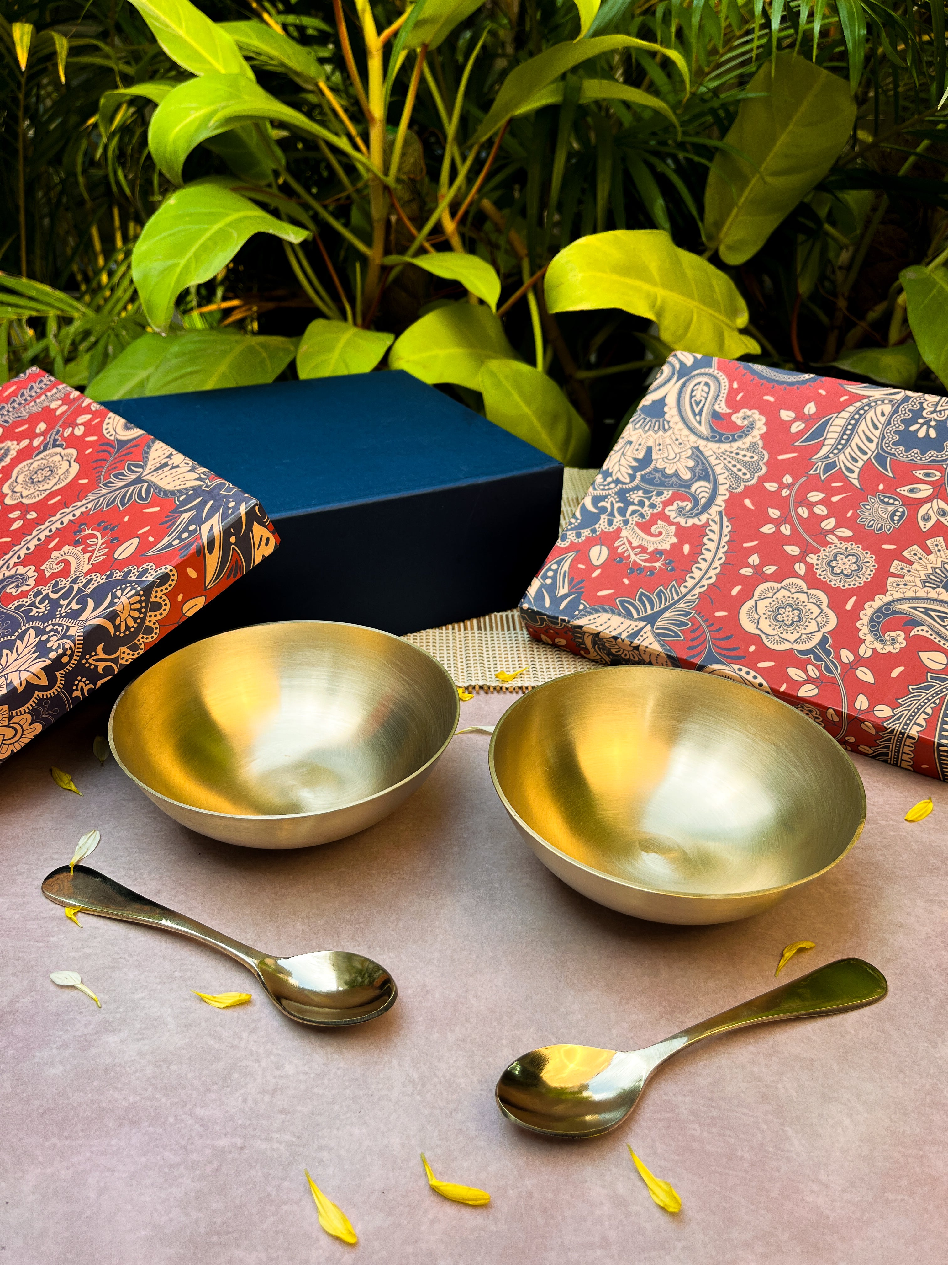 Gift Box – Ambi 100% Pure Lead-Free Kansa Bowl & Matching Kansa Spoon Set of 2