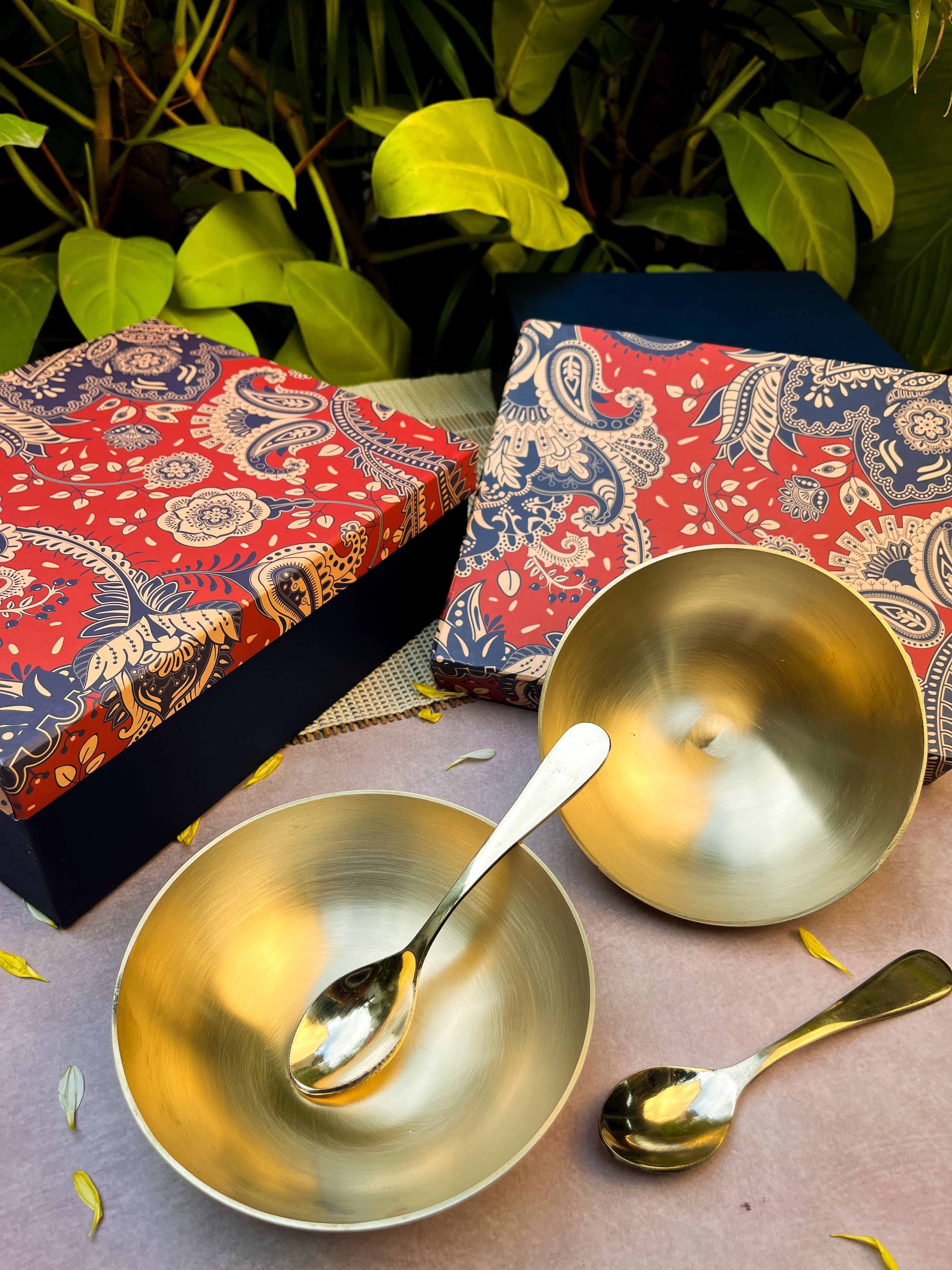 Gift Box – Ambi 100% Pure Lead-Free Kansa Bowl & Matching Kansa Spoon Set of 2