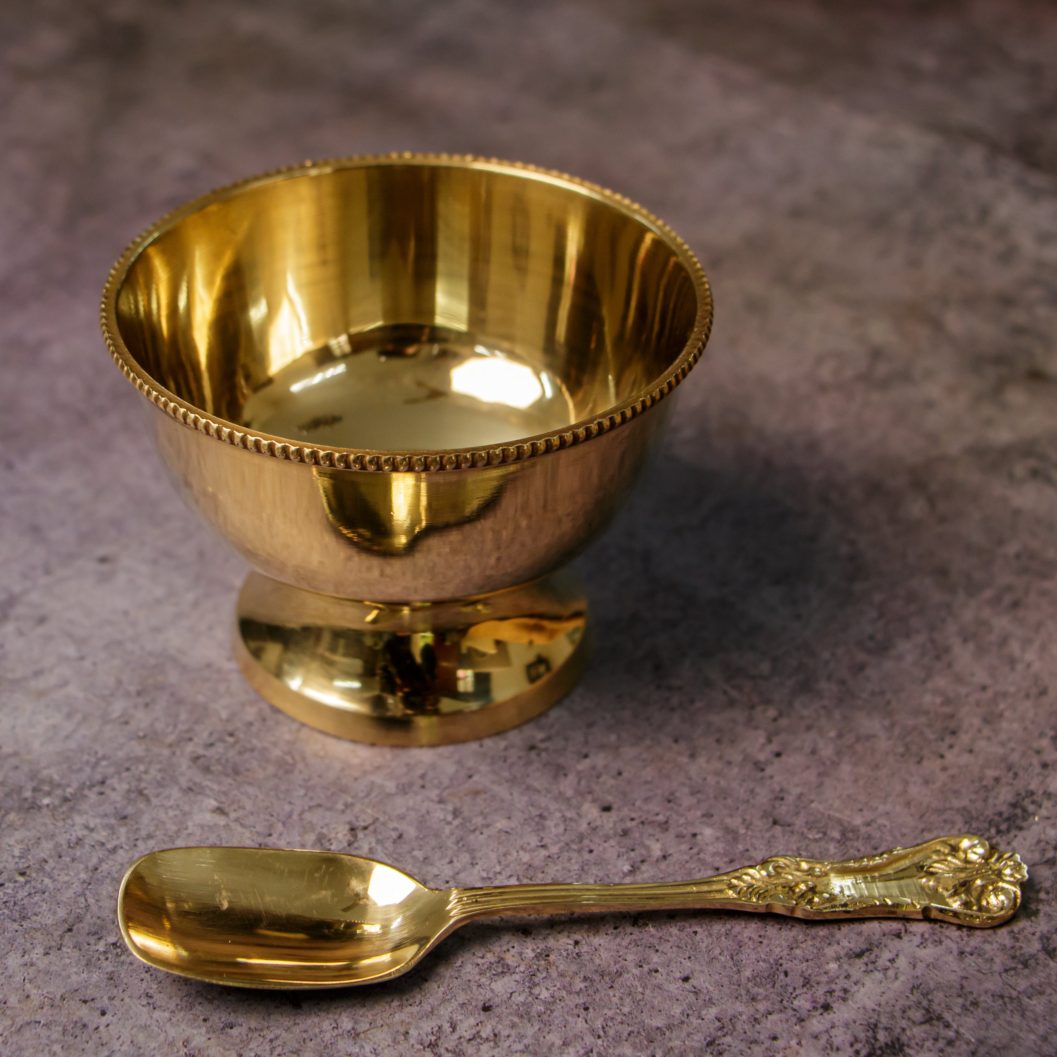 Ambi Pure Brass Dessert/ Icecream Bowl Set of 4 (with spoons)