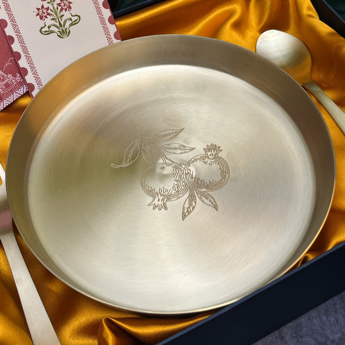 Ambi Kansa Plate with Pomegranate Etched & Cutlery– Premium Gift Box Set