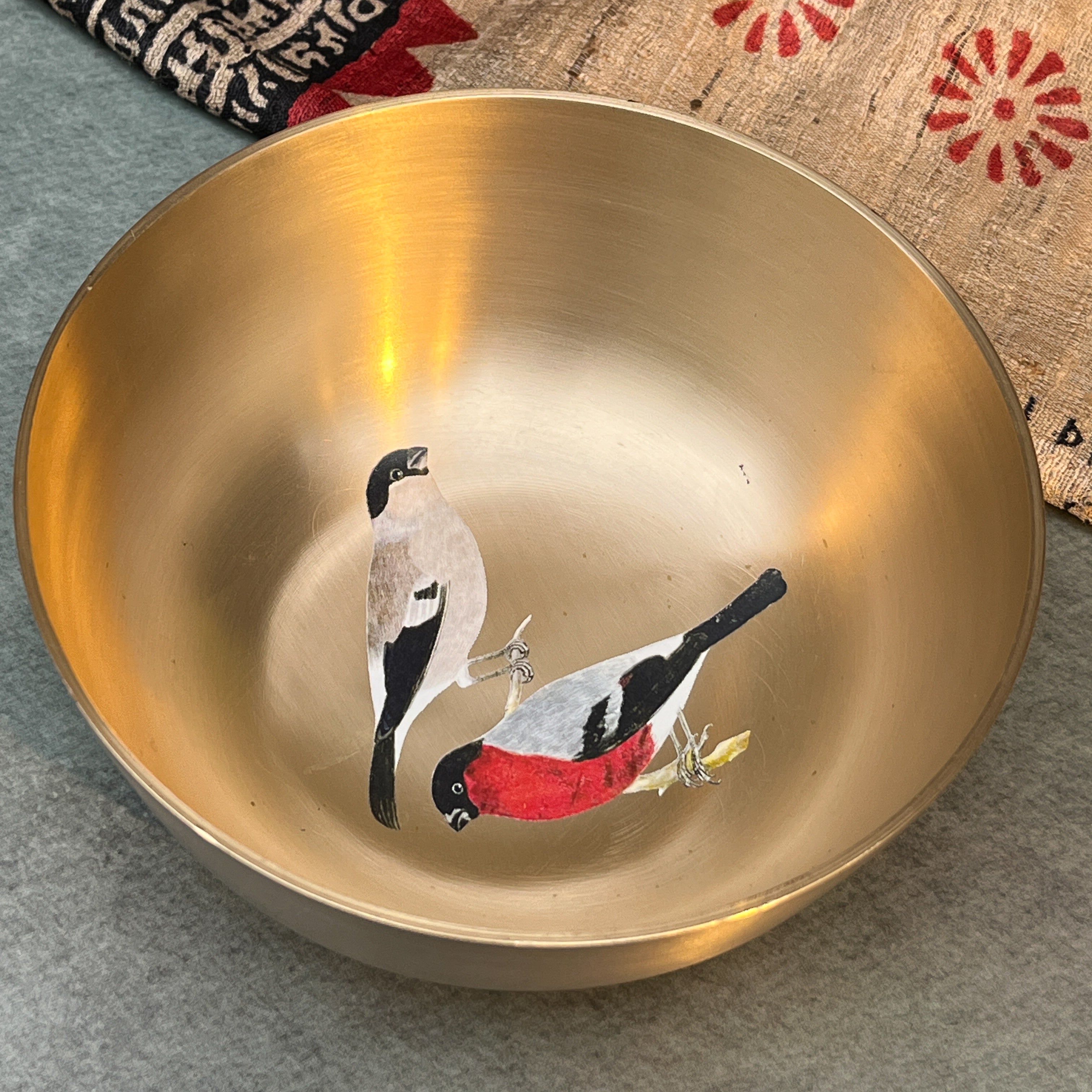 AMBI Pure 100% Lead Free Kansa Sparrow Hand Painted Finish Kansa Elegant Large Serving Bowl - 7 inches
