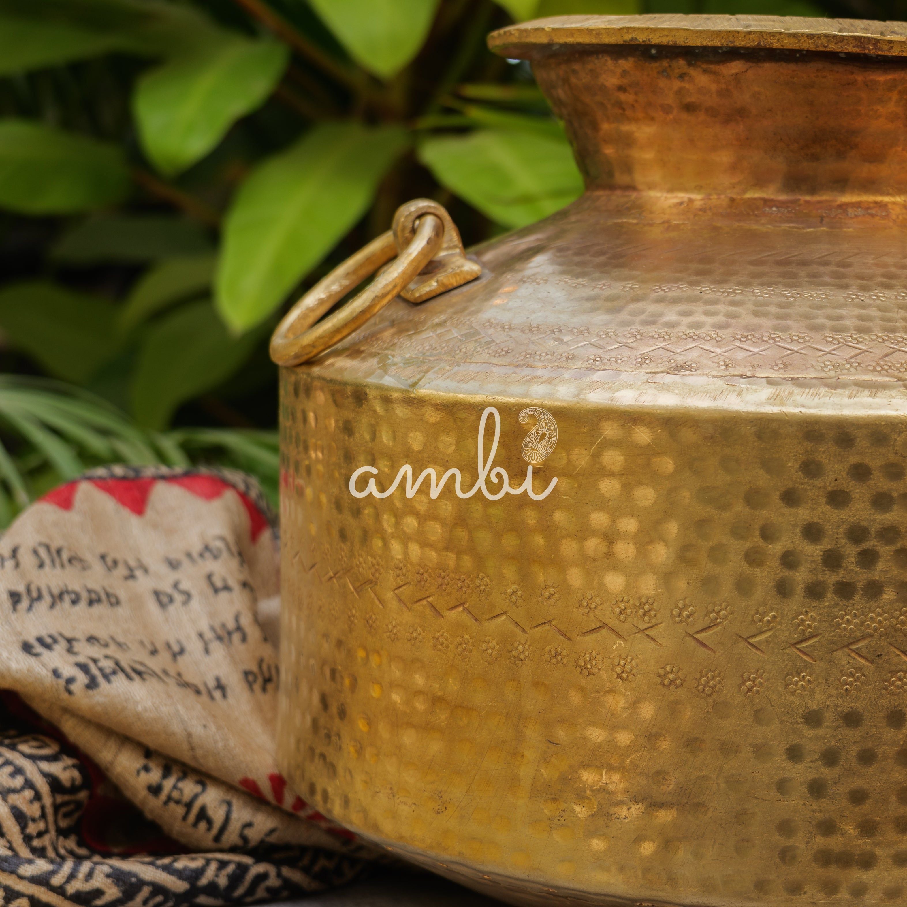 Hand Crafted Vintage Decorative Brass Rare Water Pot - Large - 10 L - Planter / Vase