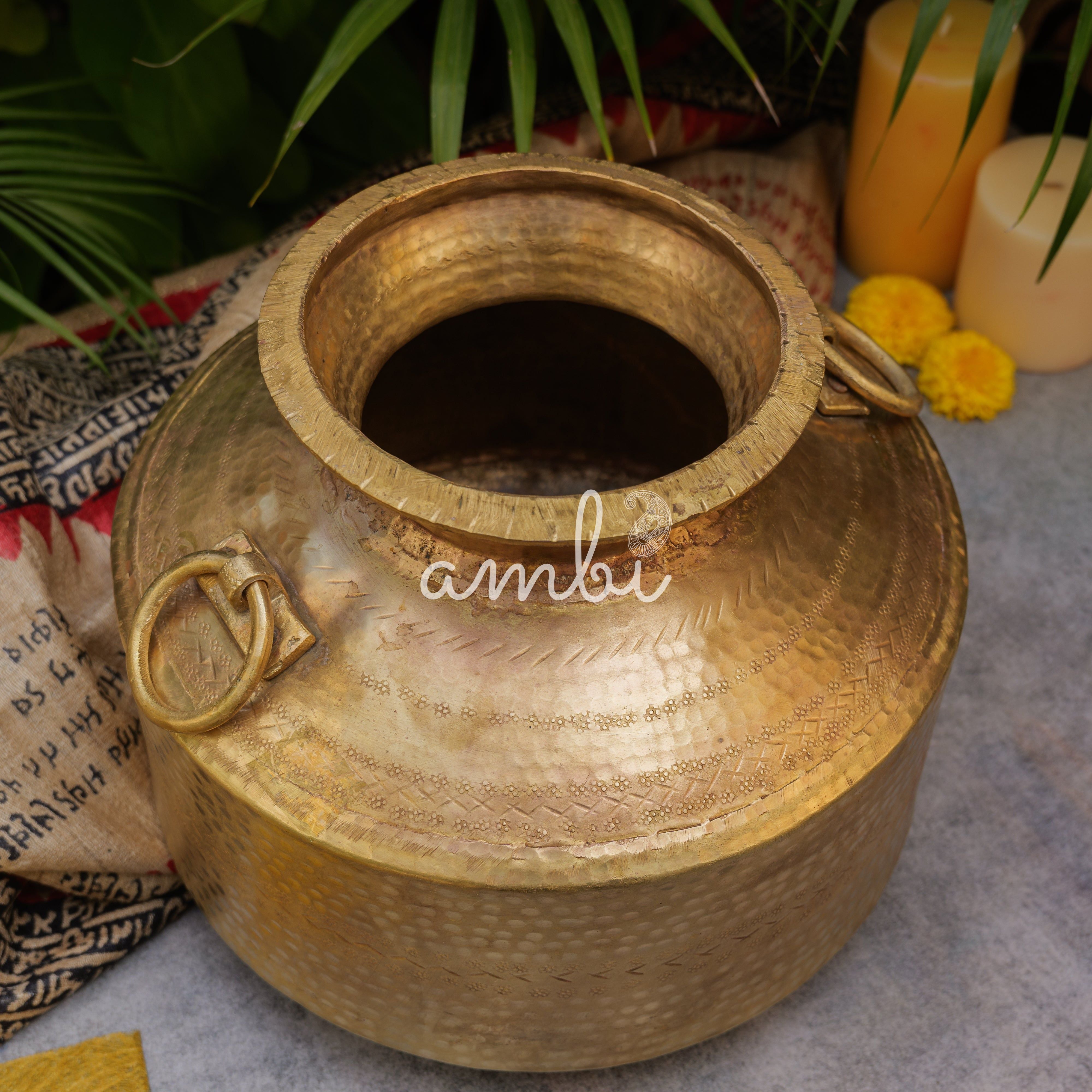 Hand Crafted Vintage Decorative Brass Rare Water Pot - Large - 10 L - Planter / Vase
