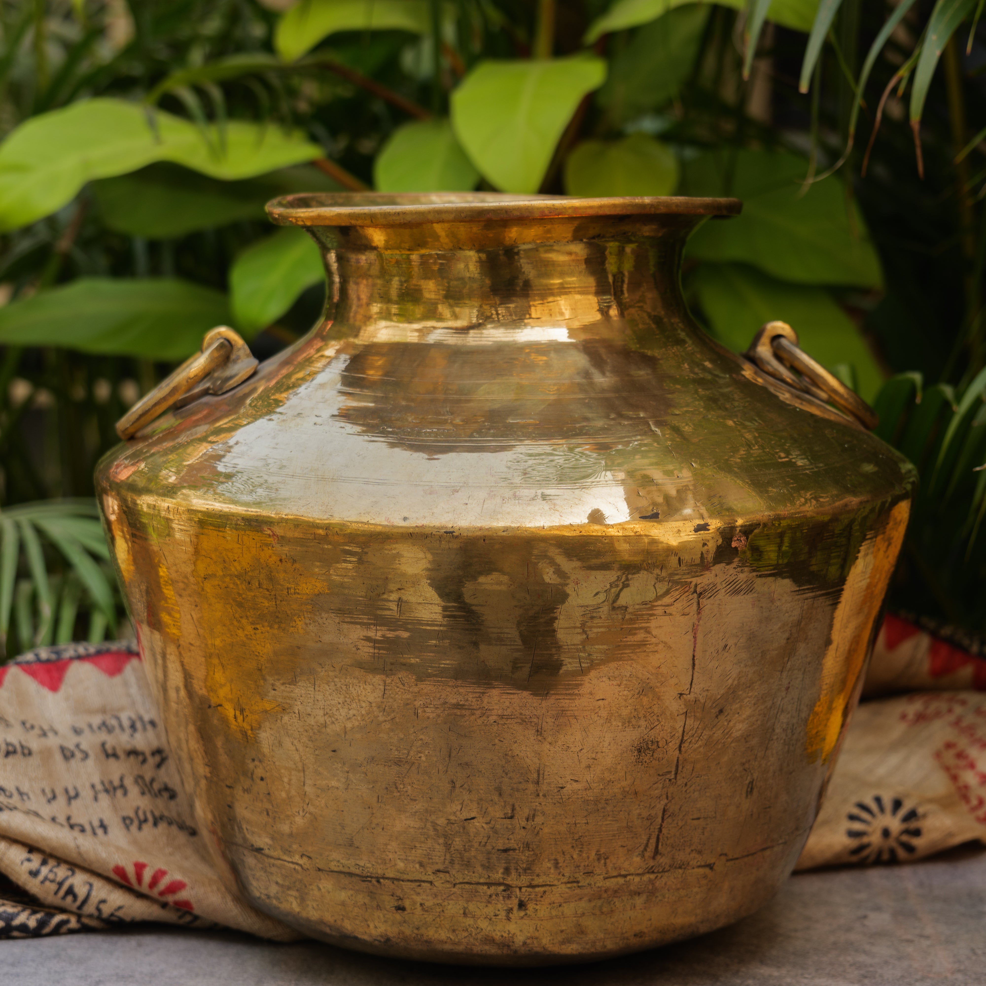 Brass Garden Water Pot (Mataka) / Planter / Vase - With Hooks - Large