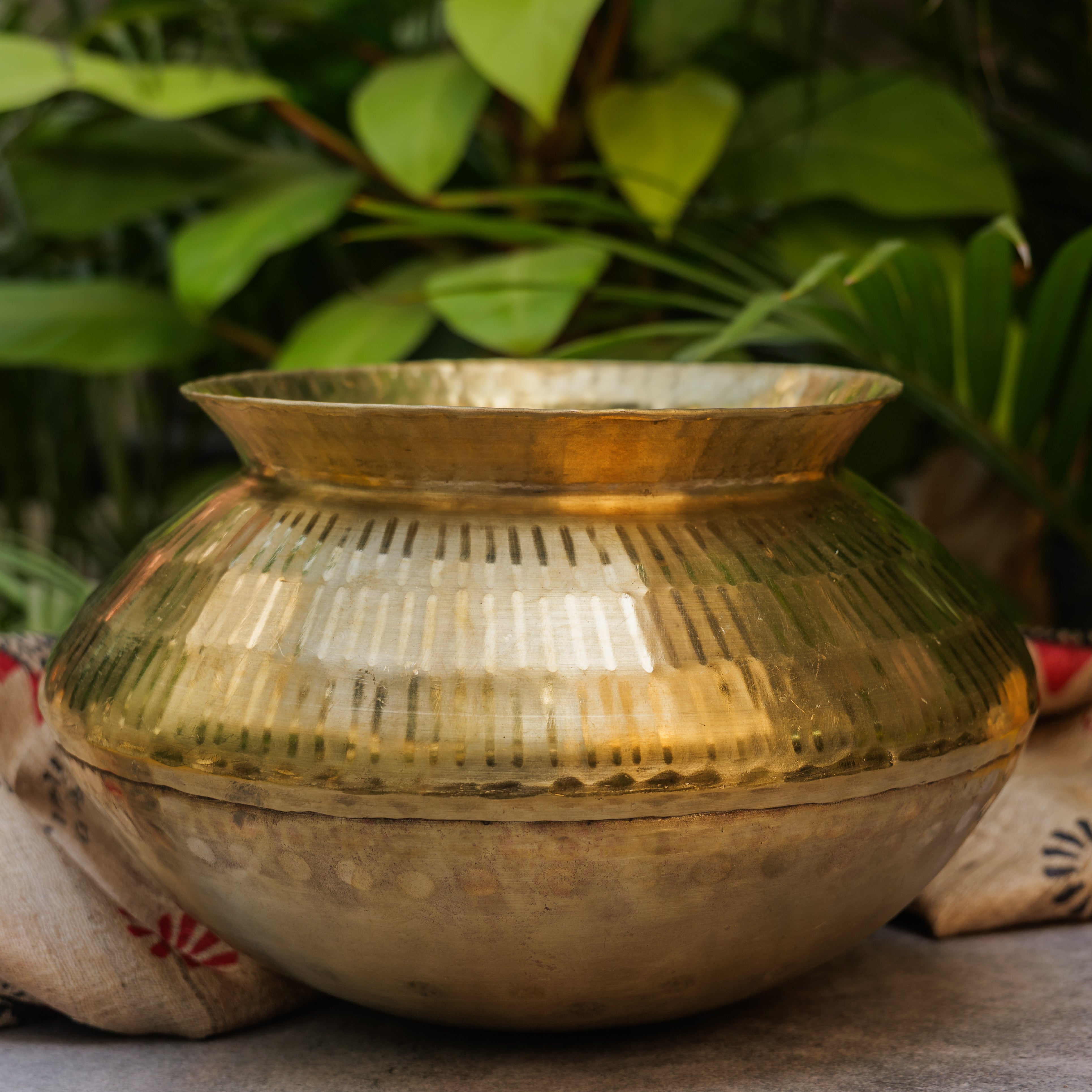 Brass Garden Water Pot / Planter / Vase - 3 L