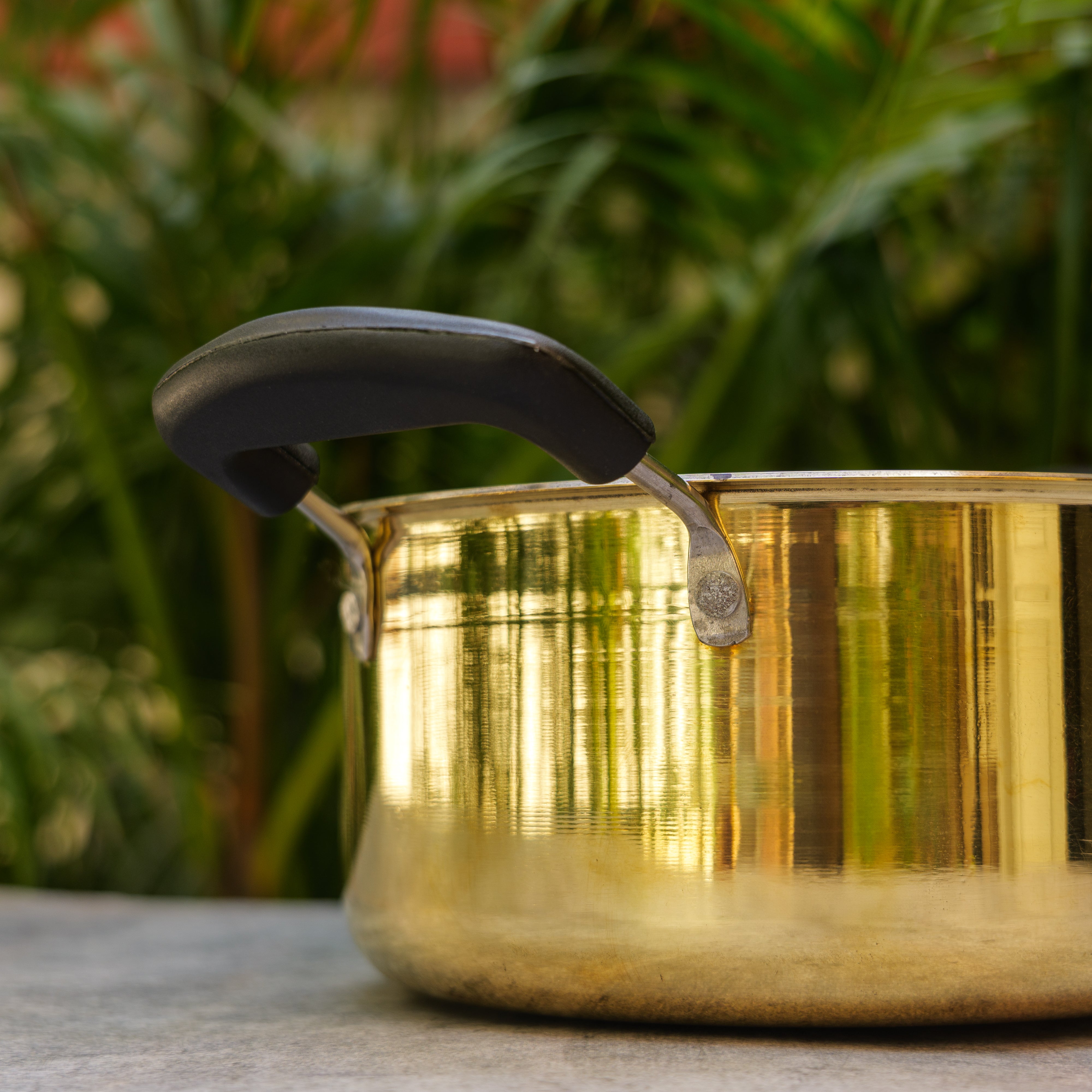 Pure Brass Cook and Serve Patila / Serveware with Glass Top - 3 Litres