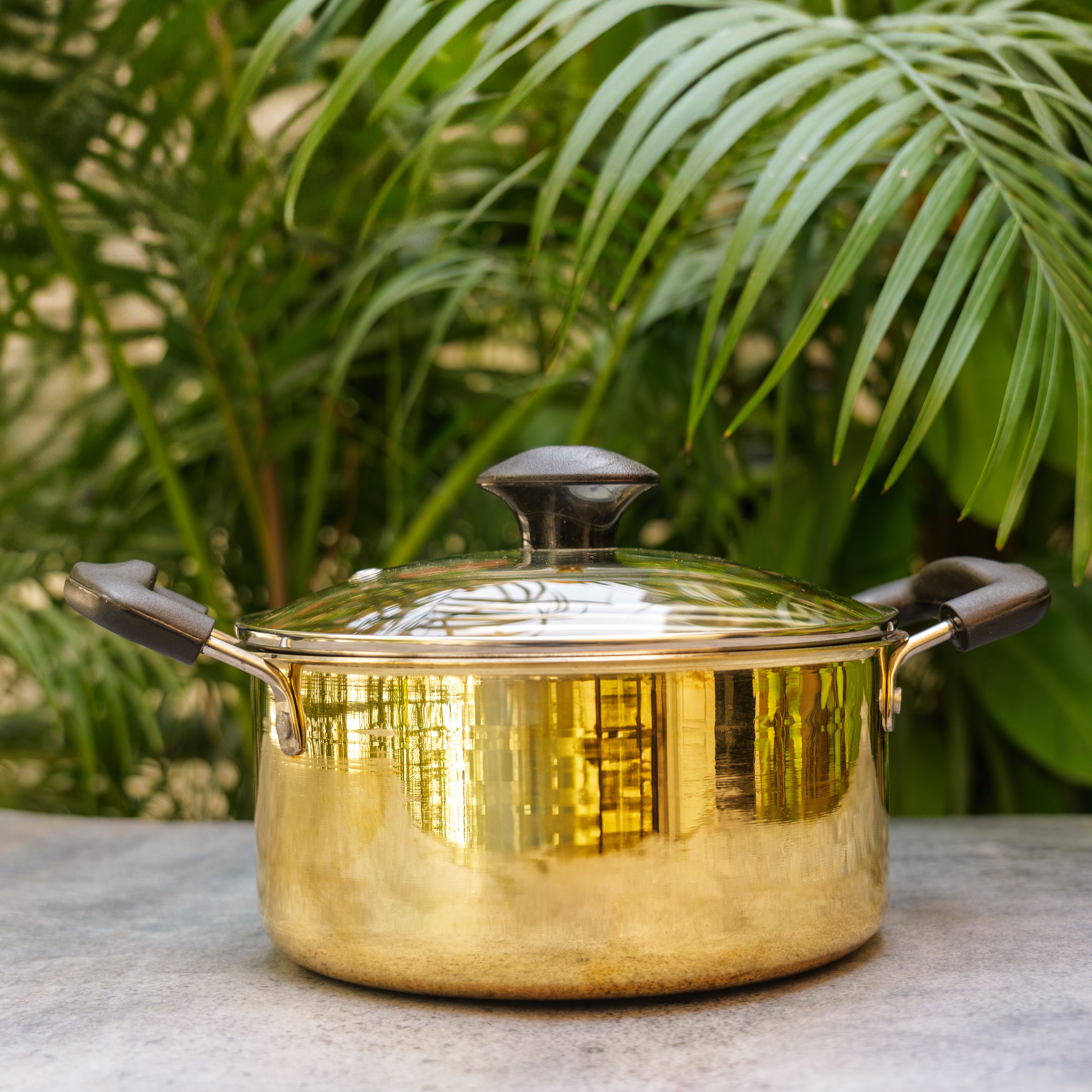 Pure Brass Cook and Serve Patila / Serveware with Glass Top - 3 Litres