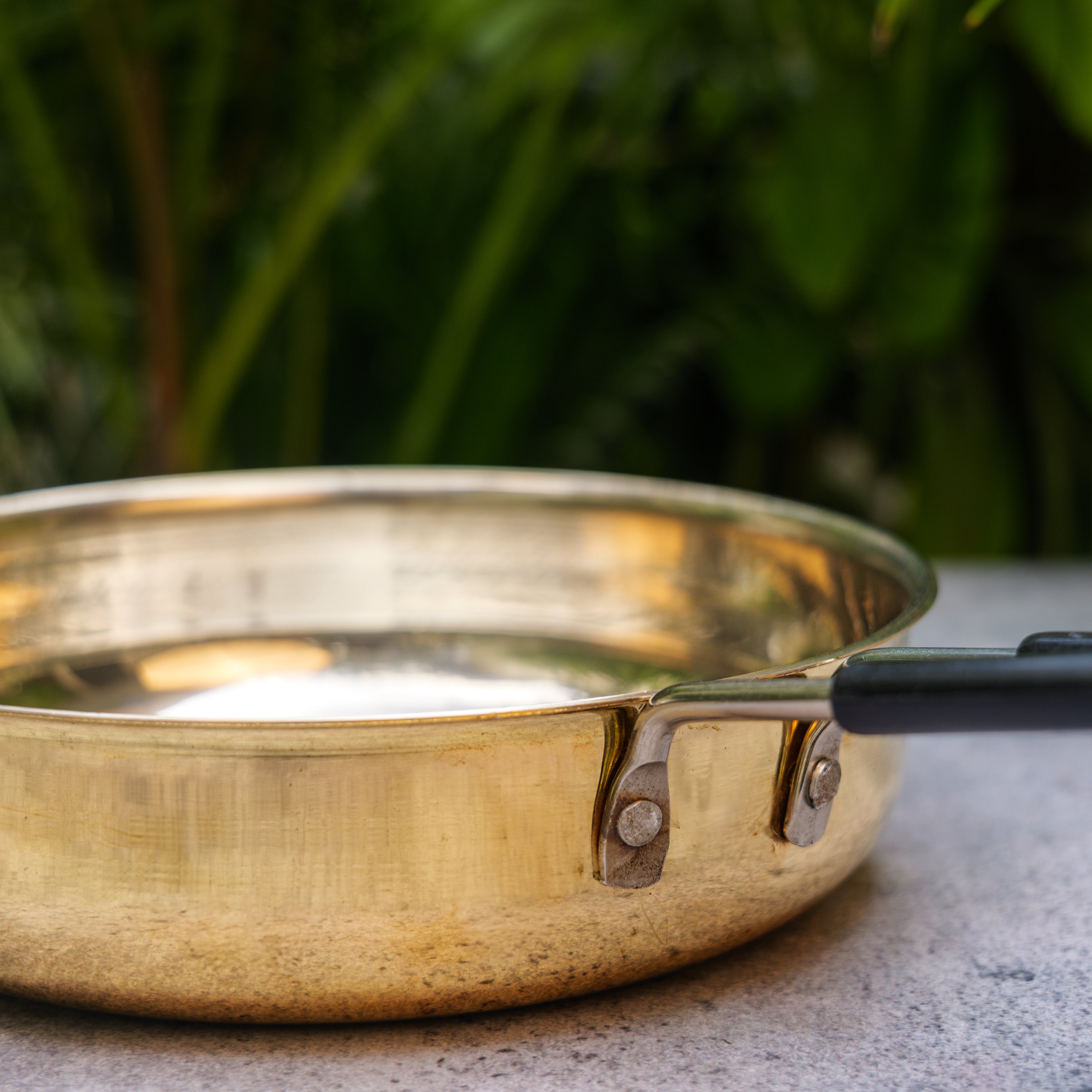 Ambi Exquisite Brass Fry Pan Glossy with Glass Lid and Tin Coating - 8 inches Diameter