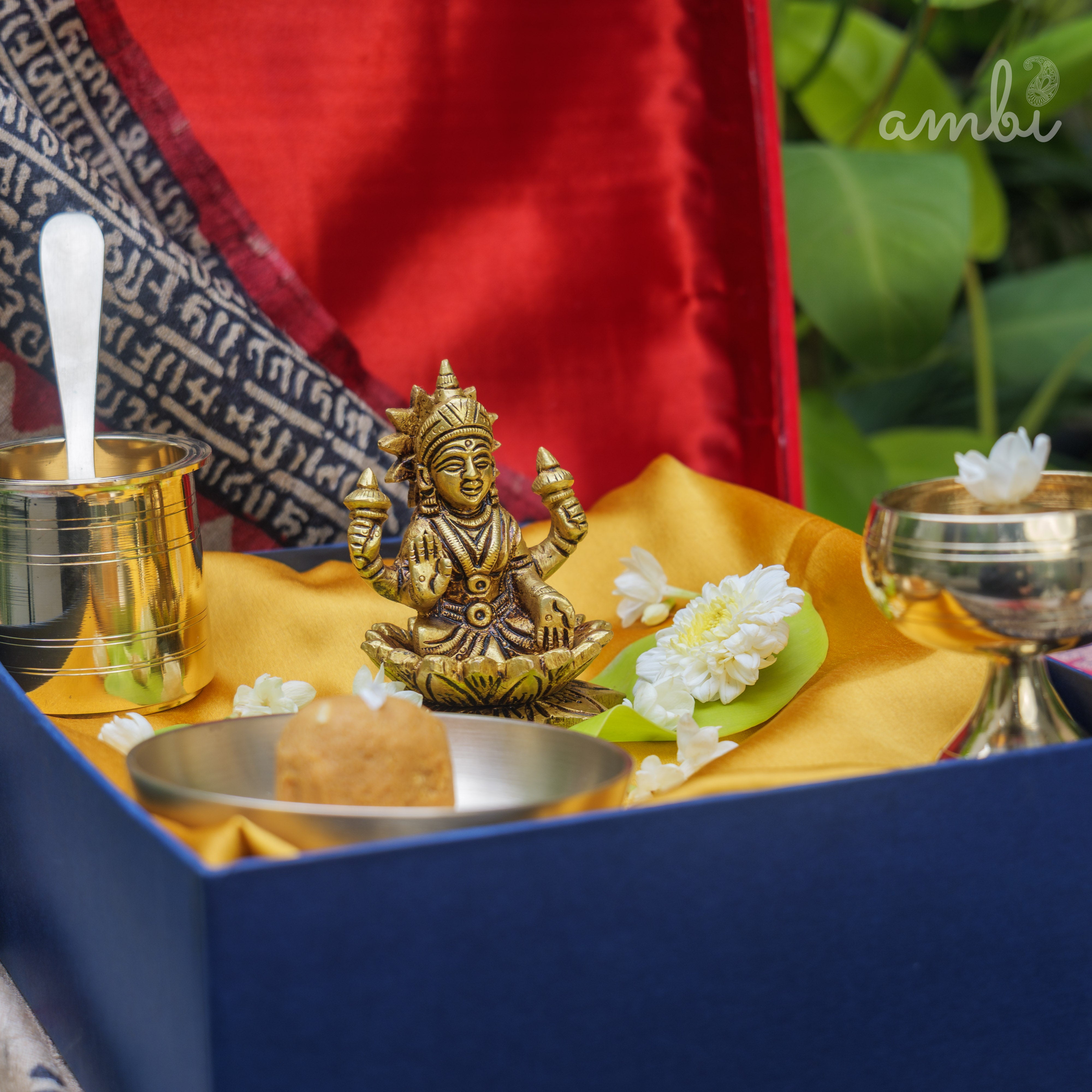 Pure Brass Goddess Lakshmi Idol - 3.5 inch height - Heavy Make