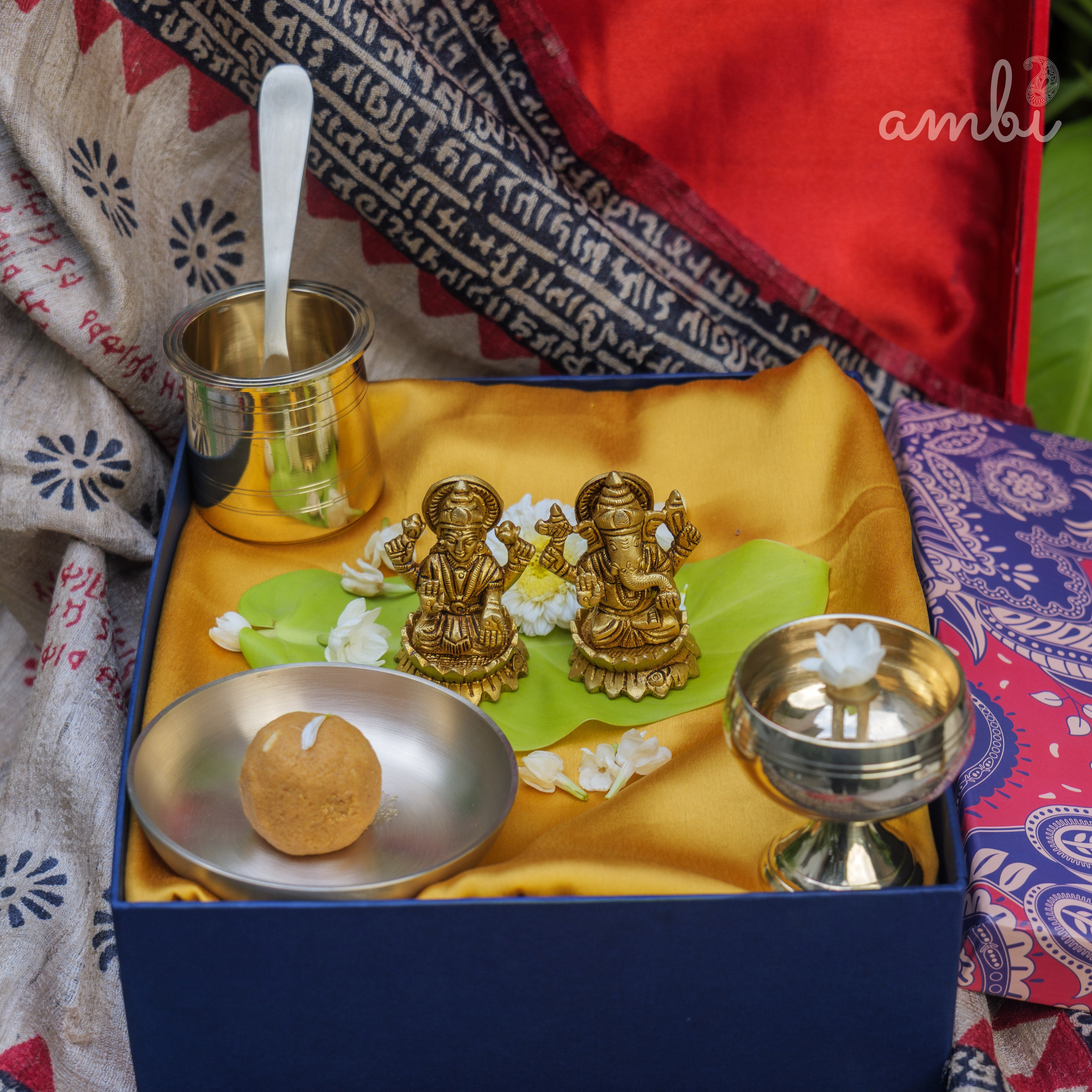Pure Brass Lakshmi and Ganesha Idols - 3 inch height