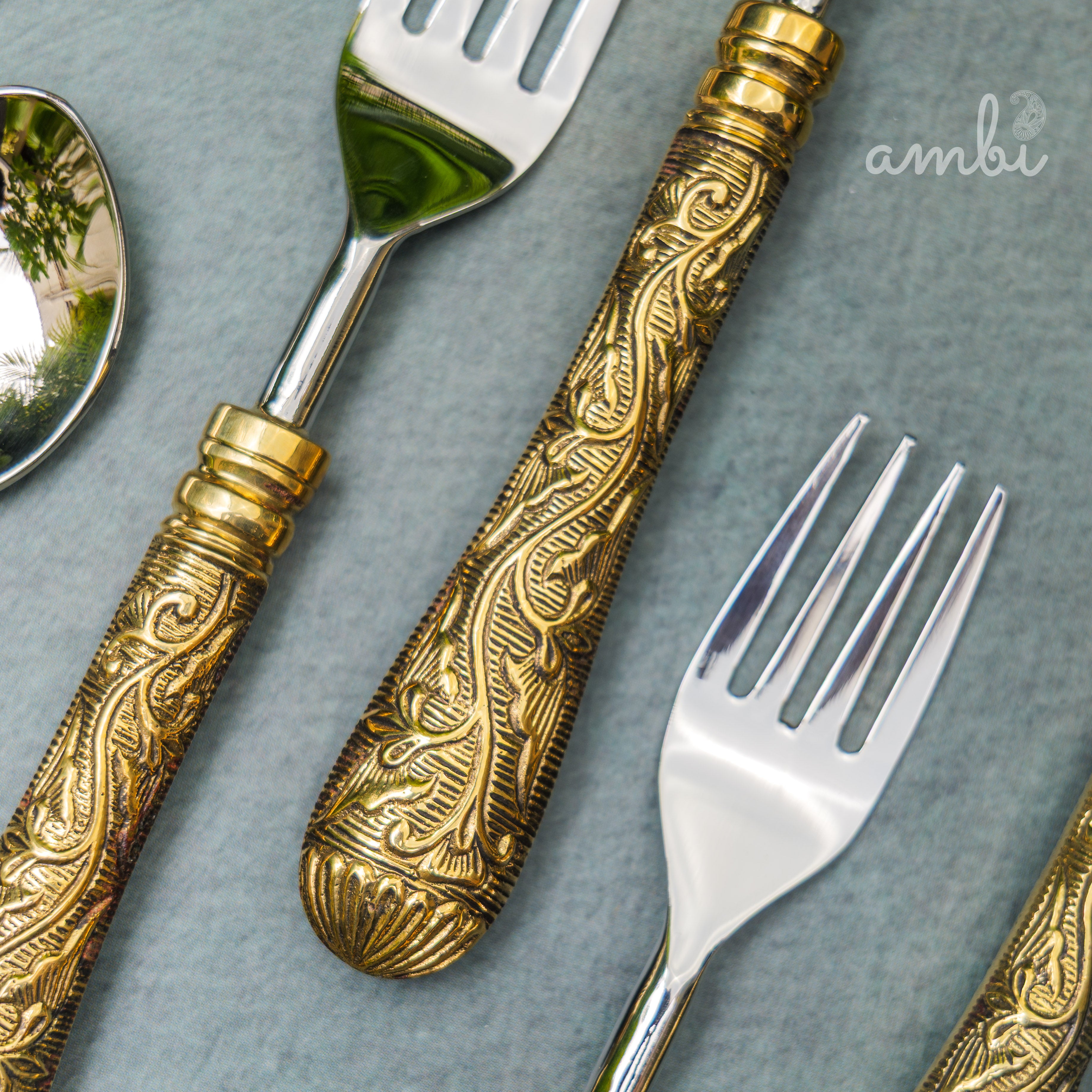 Handcrafted Heavy Steel Silver Cutlery Set of 5 - Golden Etched Handle