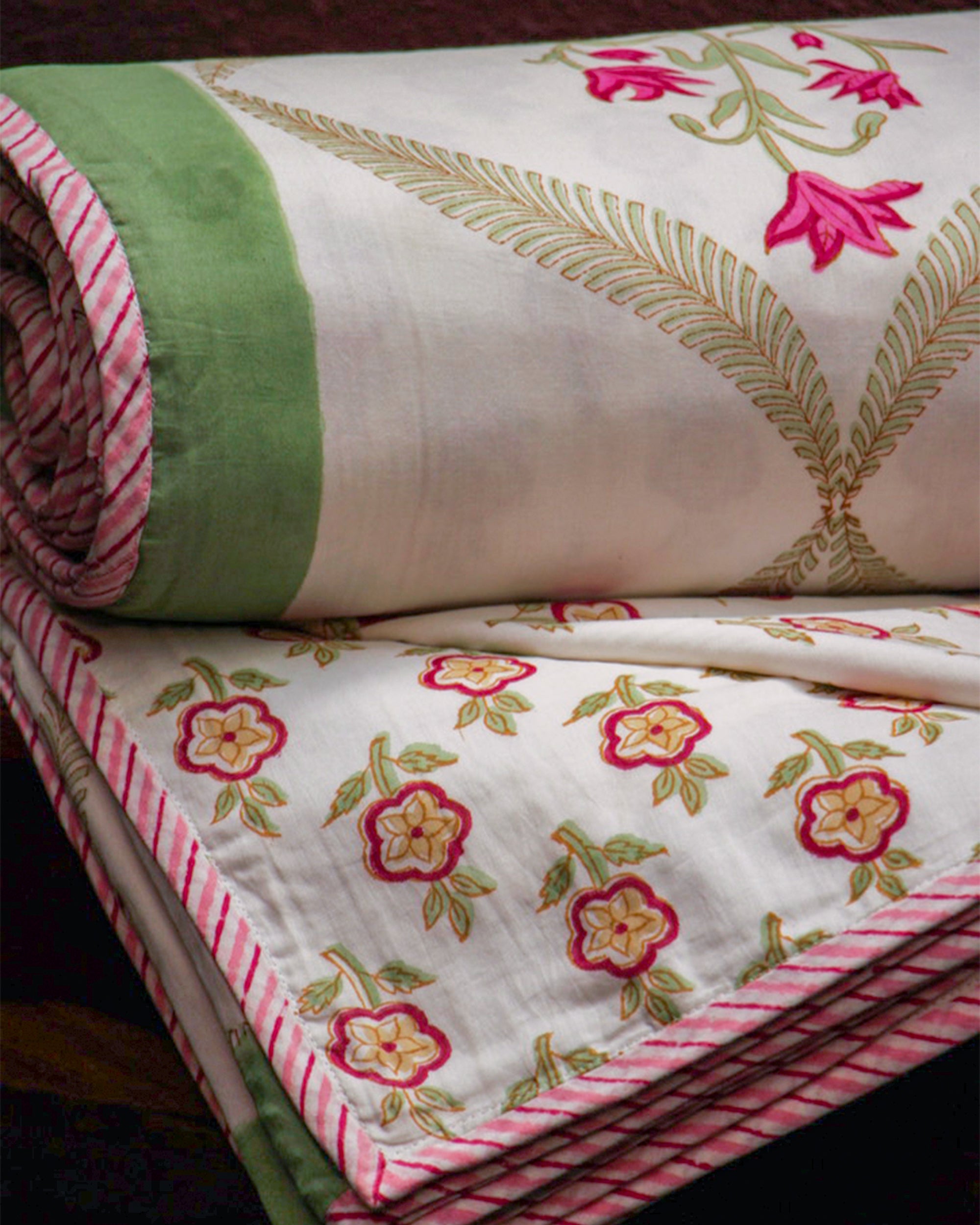 Jaipuri Pink Floral Mulmul Triple Layer Reversible Dohar (Double Bed) - 90X108 Inches