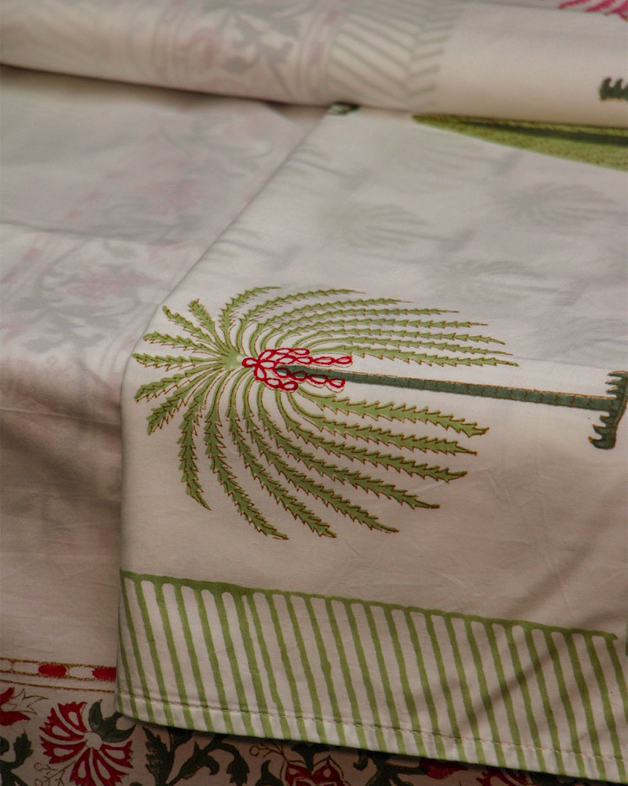 Green Floral Jaipuri Hand Block Pure Cotton Parkhel Print Double Bedsheet with 2 Pillow Covers - 90X108 Inches