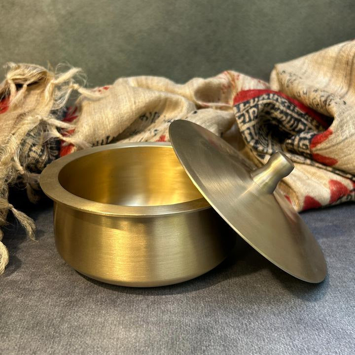 Ambi 100% Pure Lead-Free Kansa Serving Handi with Crowned Lid – Large Size - 1500ML