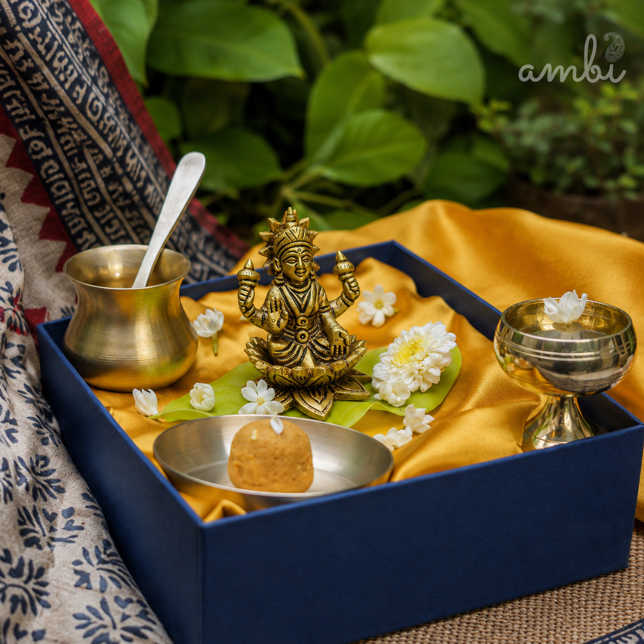 Pure Brass Goddess Lakshmi Idol - 3.5 inch height - Heavy Make